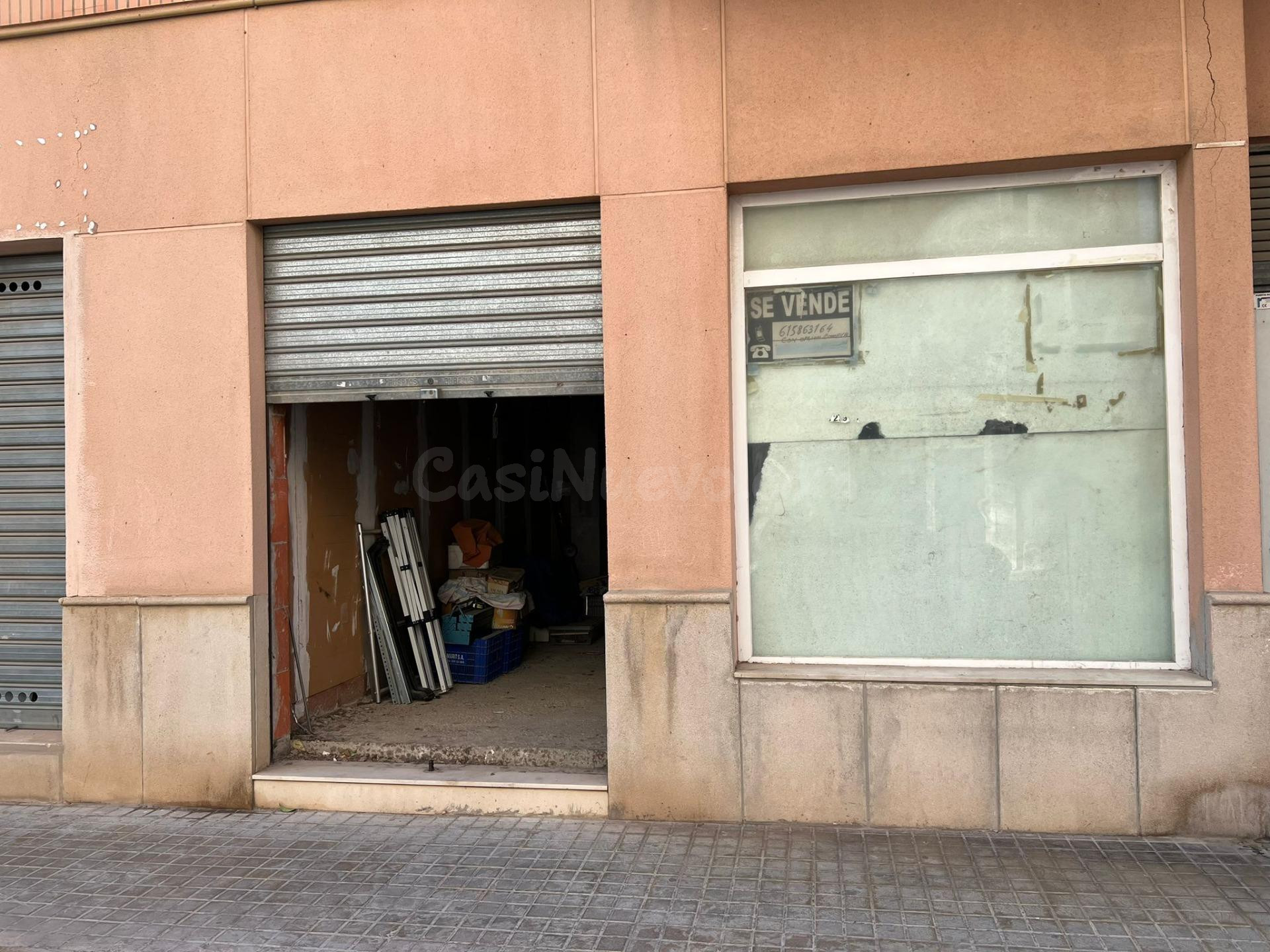 LOCAL COMERCIAL EN LLIRIA