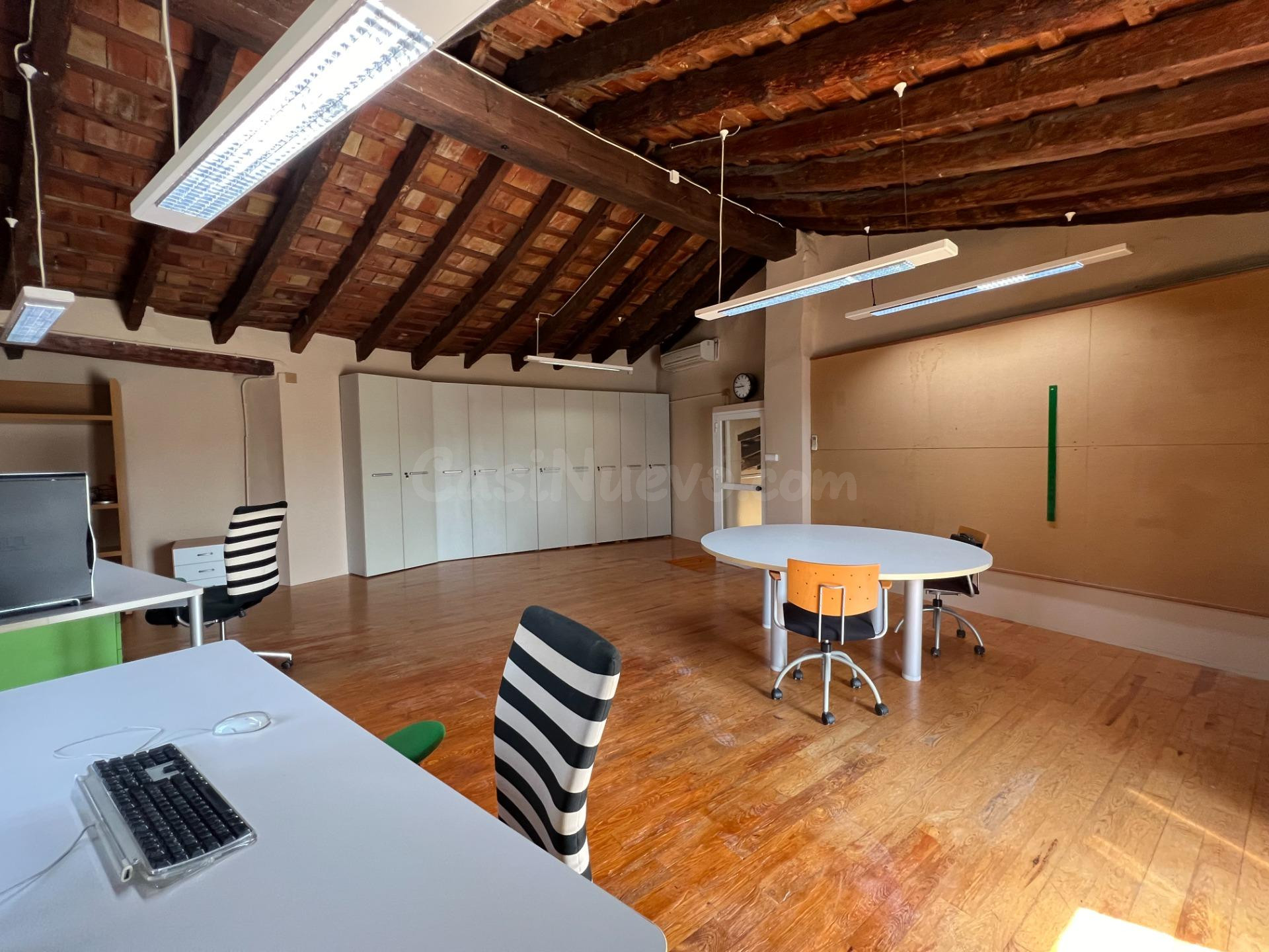 LOCAL PARA OFICINAS, CON MOBILIARIO Y TOTALMENTE EQUIPADO - foto 4
