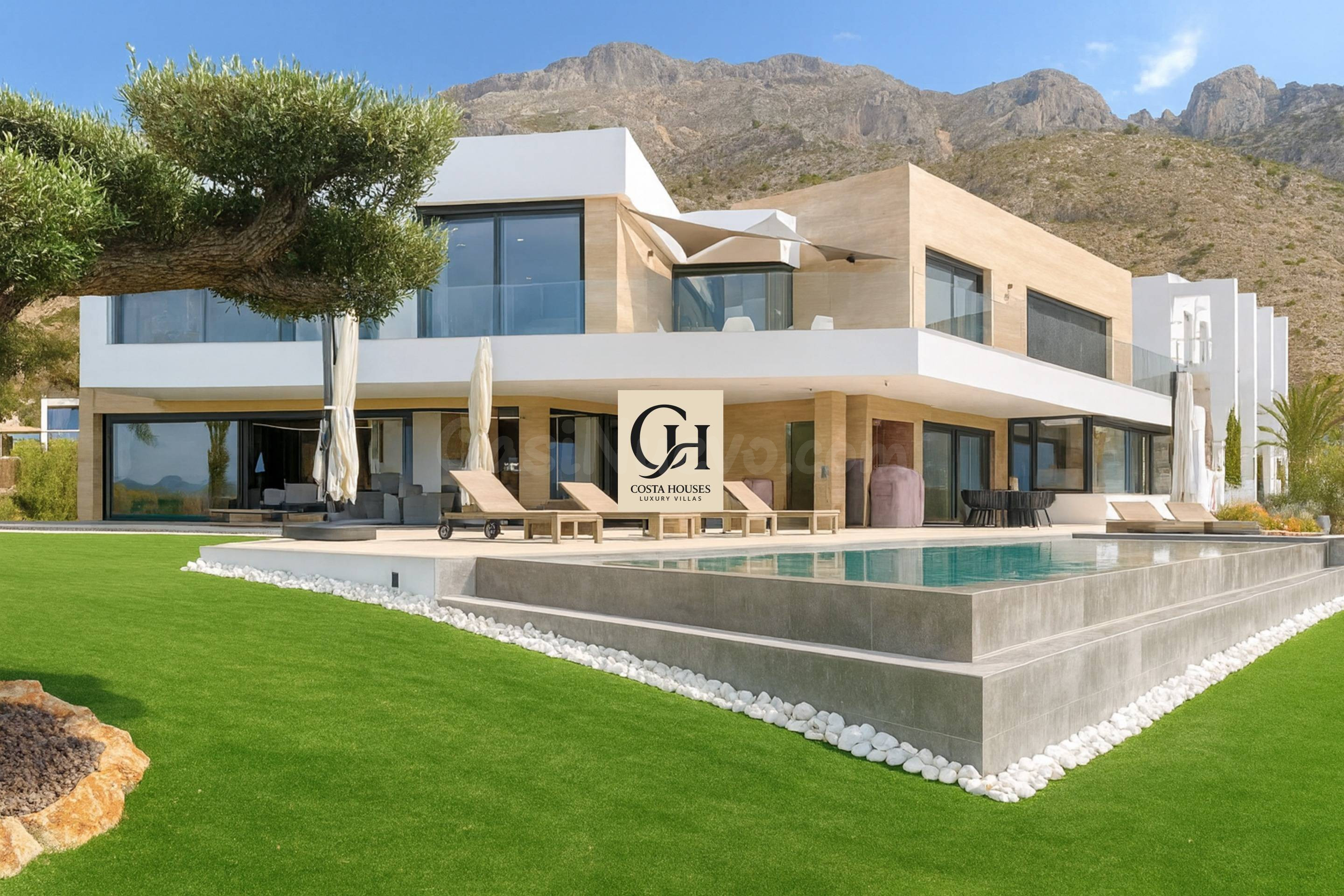 VILLA PARADISO · VILLA DE LUJO CONTEMPORÁNEA EN VENTA EN ALT