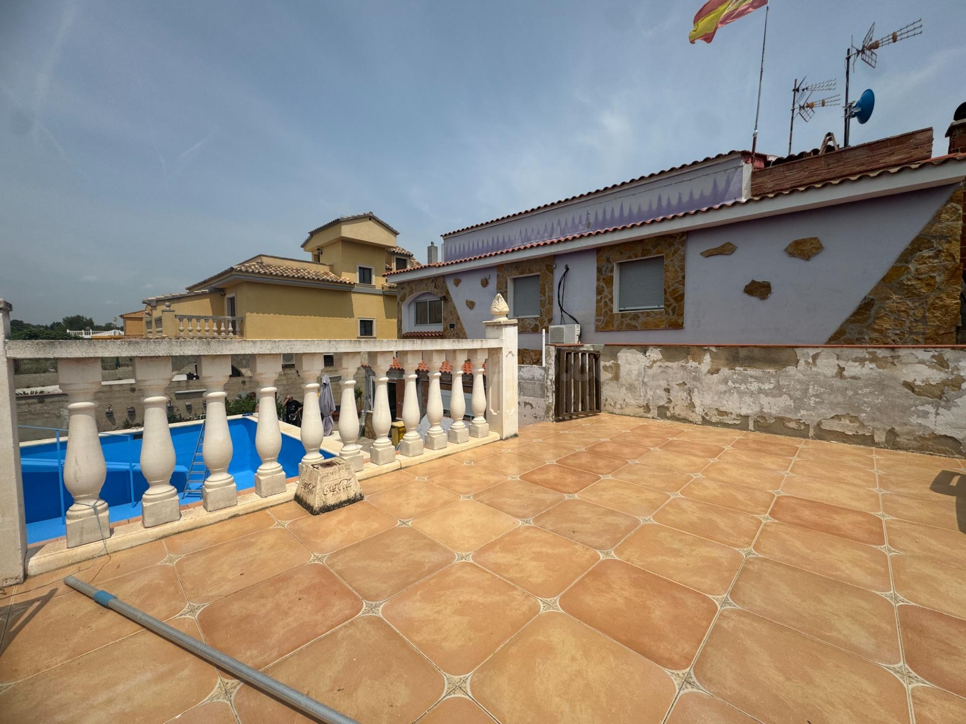 CHALET CON 8 habitaciones EN LA PEDRERA (VILAMARXANT) - foto 3