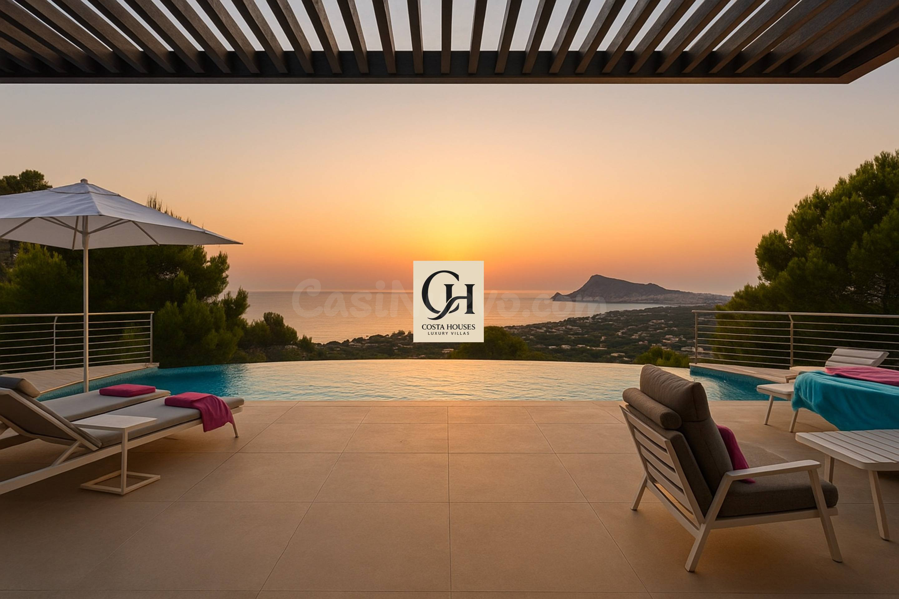 VILLA ALTHEA · ARQUITECTURA MODERNA CON PISCINA INFINITA Y V