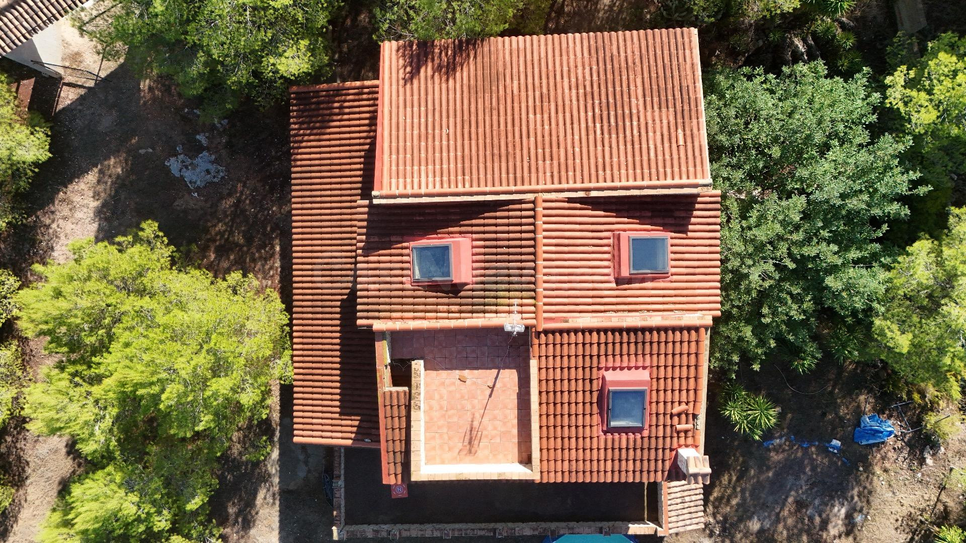 CHALET URBANO MAS PARCELA EN CASINOS - foto 4