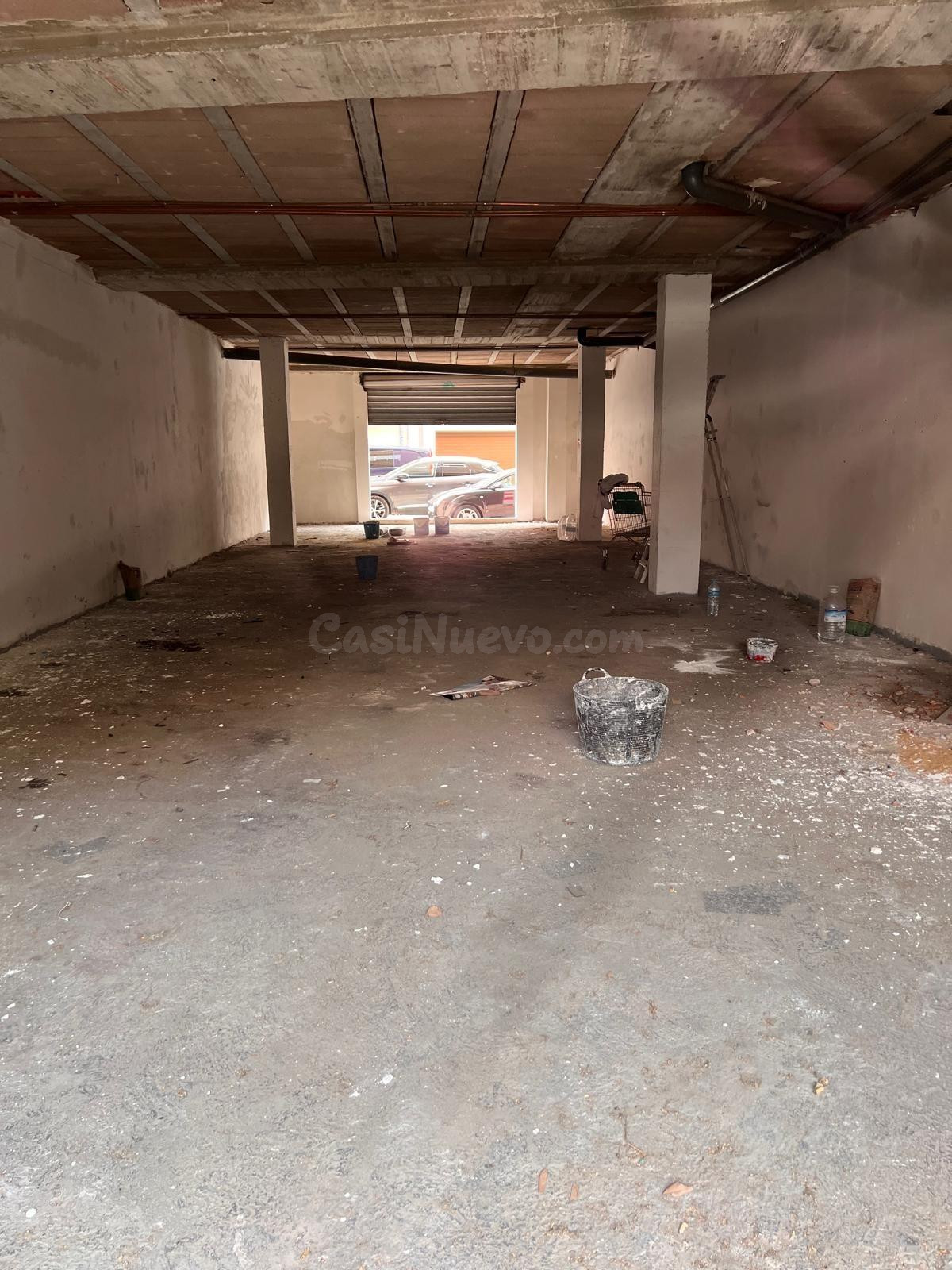 GARAJE-ALMACEN EN BUENA ZONA - foto 2