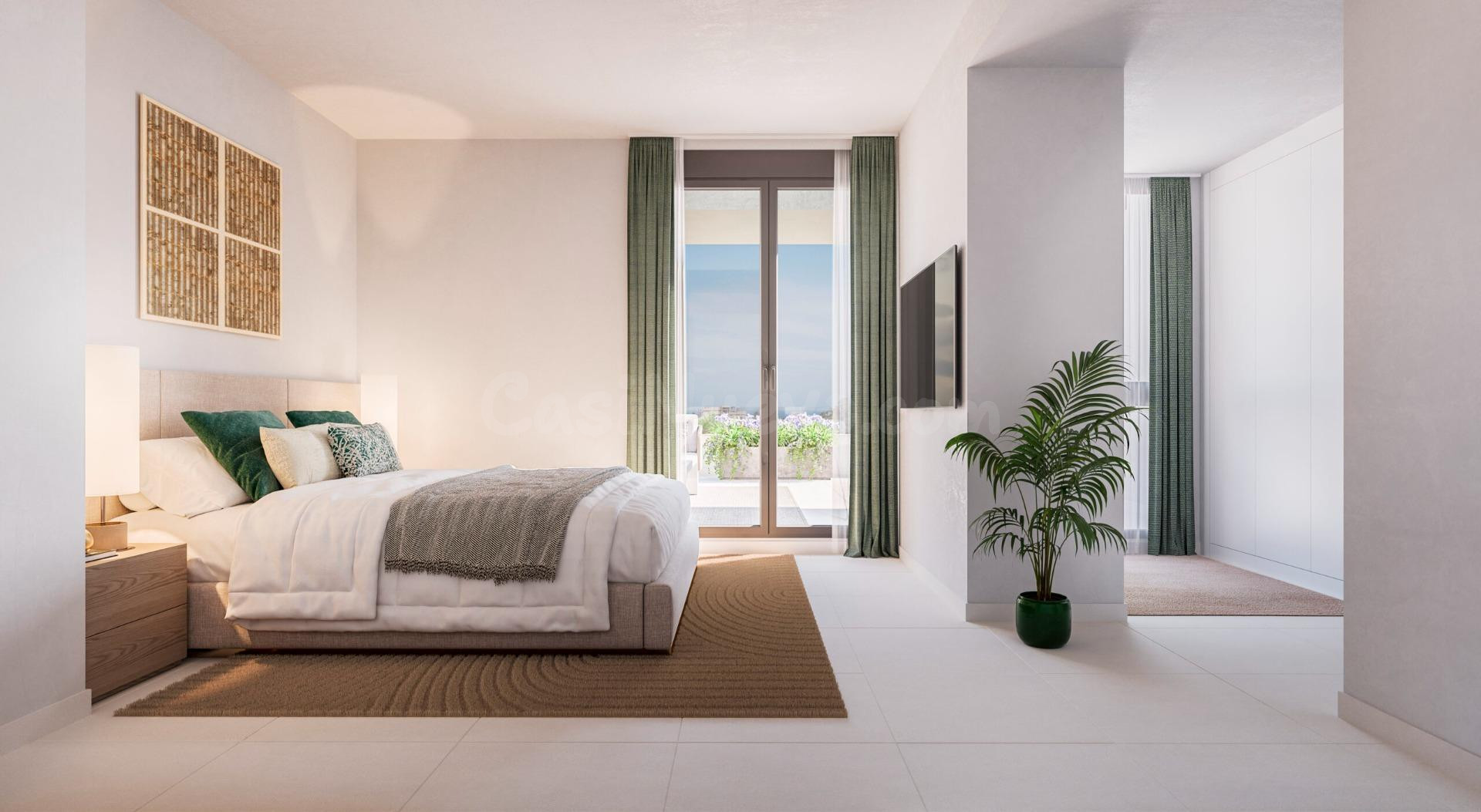 Ático de 3 dormitorios y 2 baños con vistas al mar. Estepona - foto 4