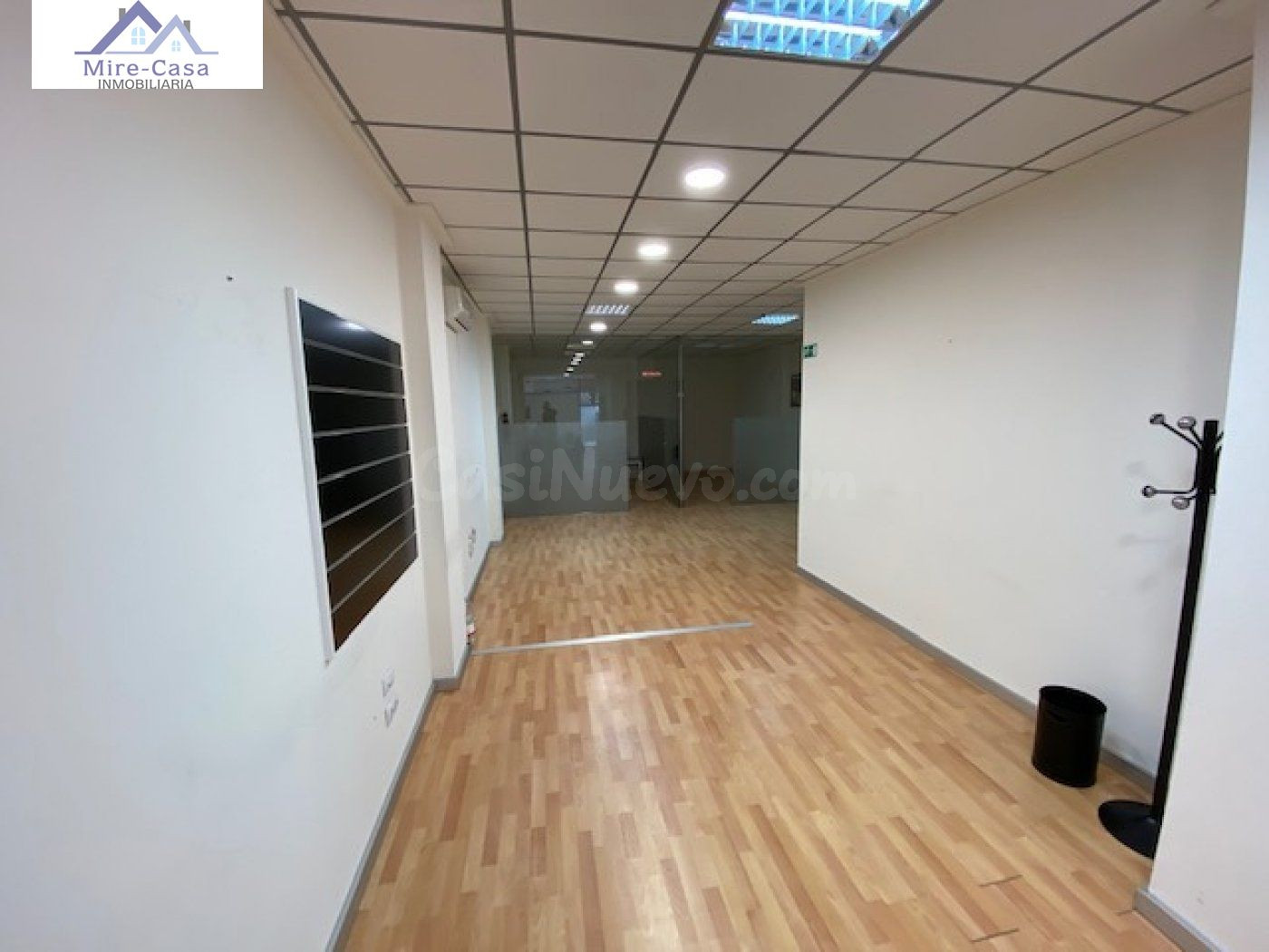 SE ALQUILA LOCAL COMERCIAL TOTALMENTE REFORMADO - foto 2