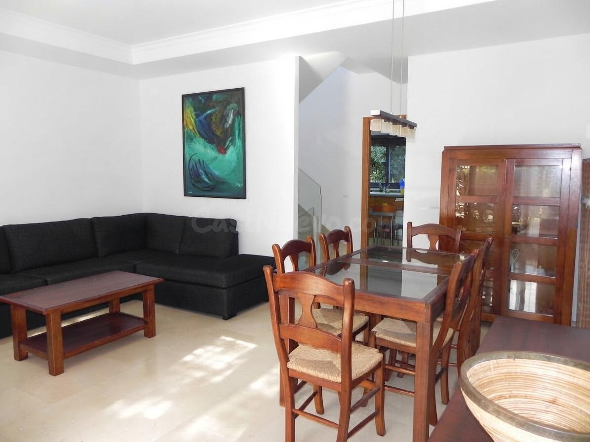 Alquiler anual de bajo dúplex en urbanización Azahares - foto 3