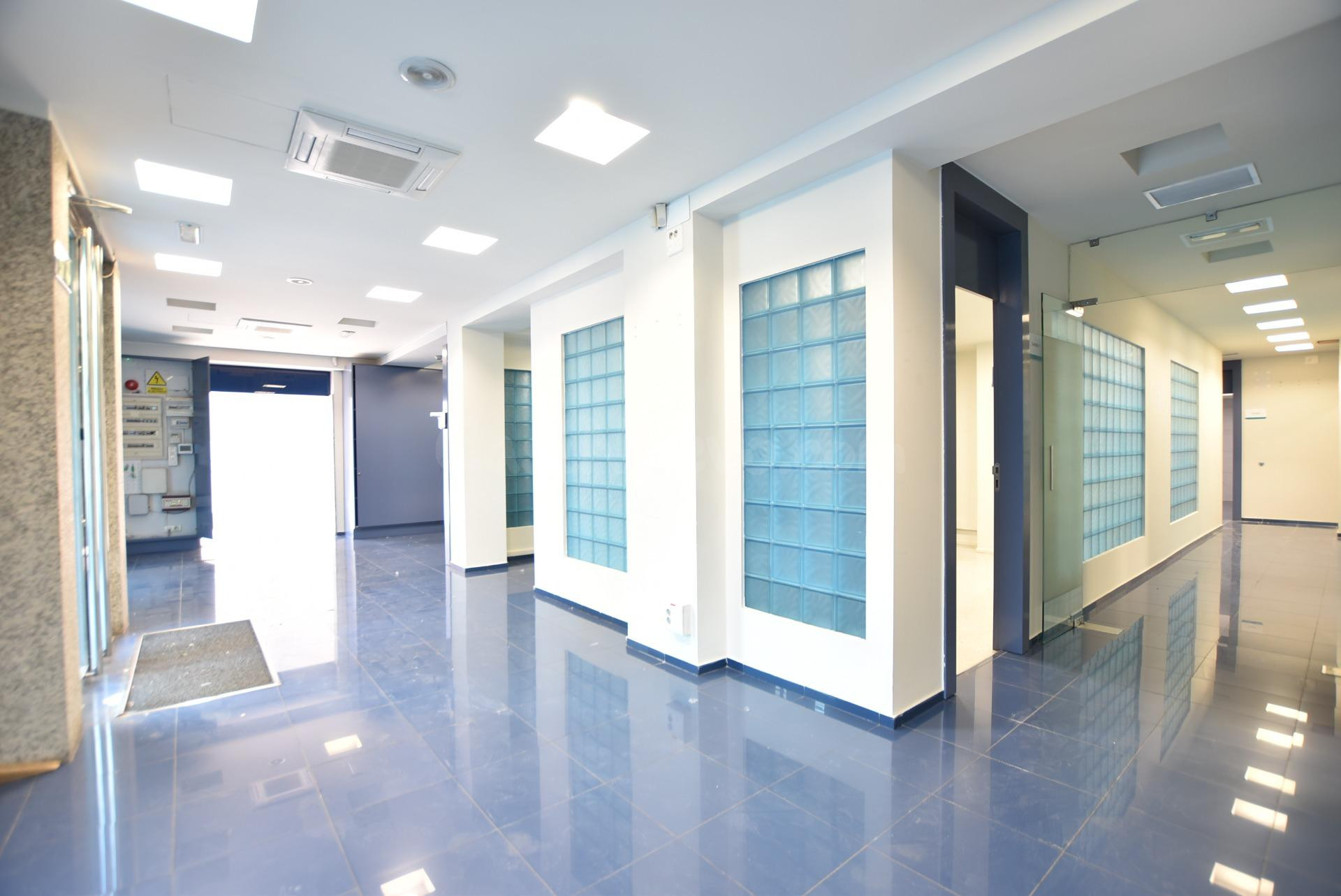 Local comercial 270m² en alquiler - Camino de ronda - foto 5