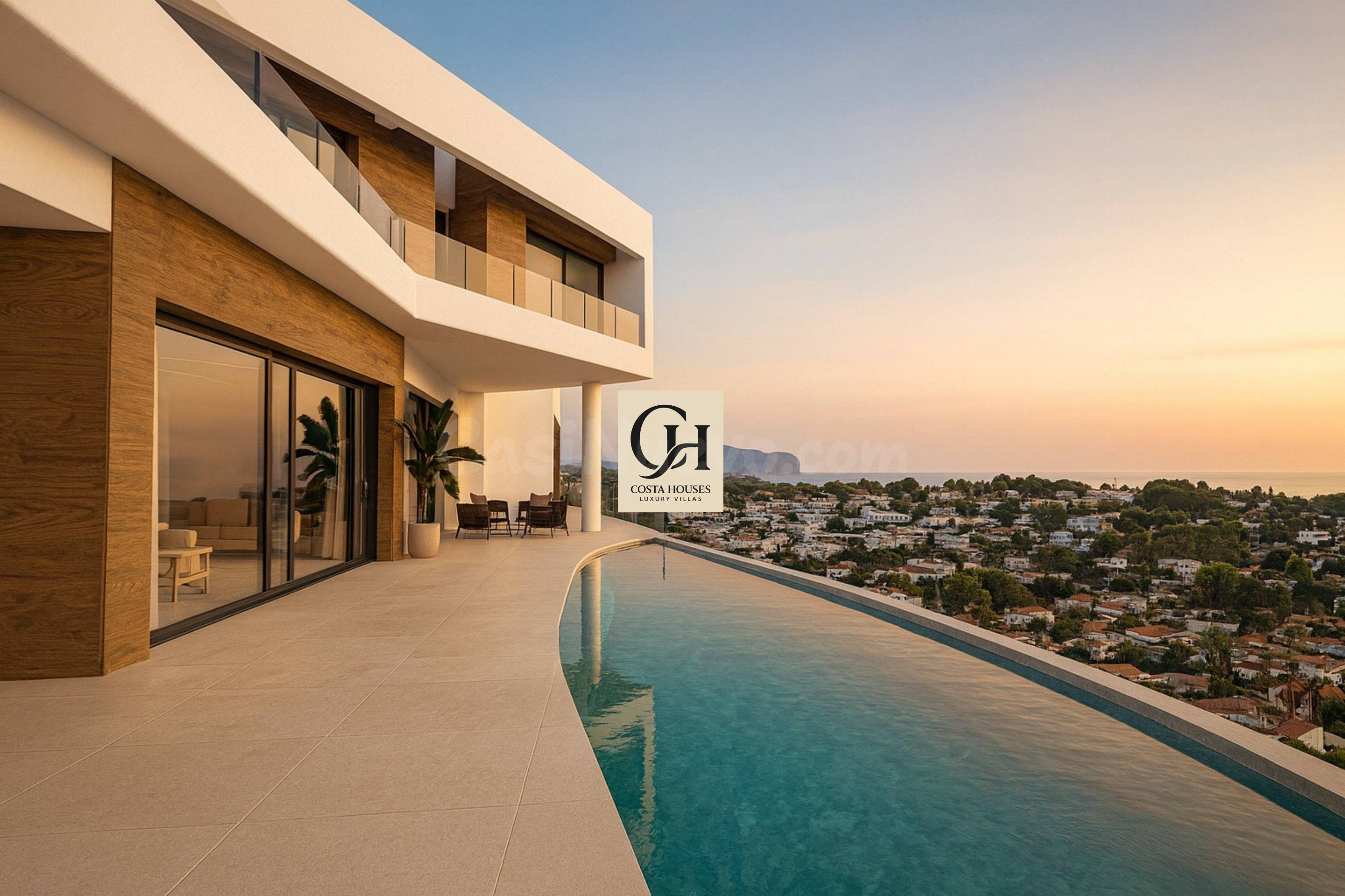 VILLA VISTA IFACH · VISTAS AL MAR Y ARQUITECTURA CONTEMPORÁN