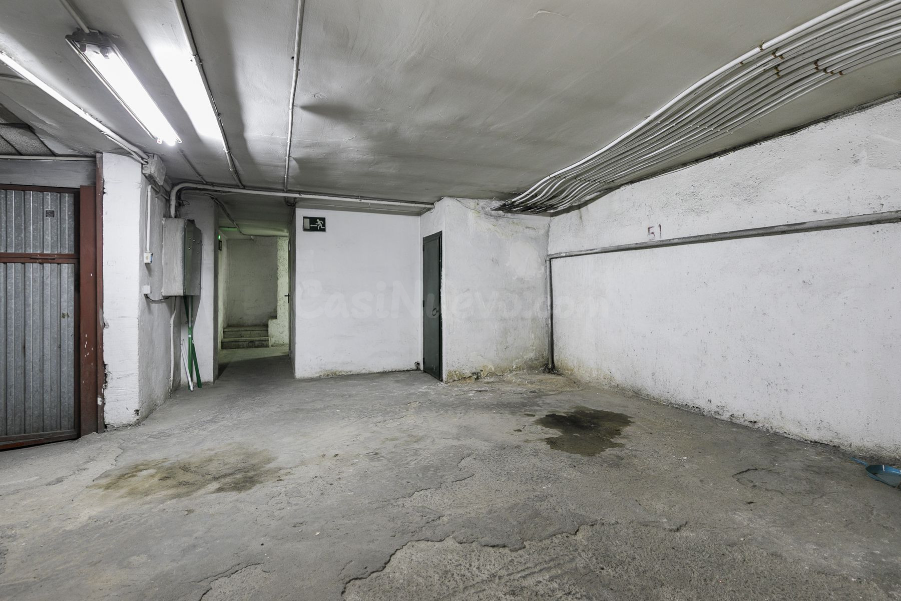 Se vende cochera de 21 m2 en Calle Afán de Ribera 7, en todo