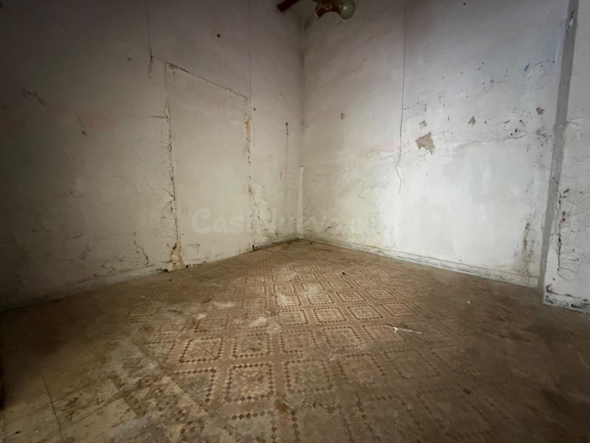 GRAN CASA DE PUEBLO PARA REFORMAR - foto 5