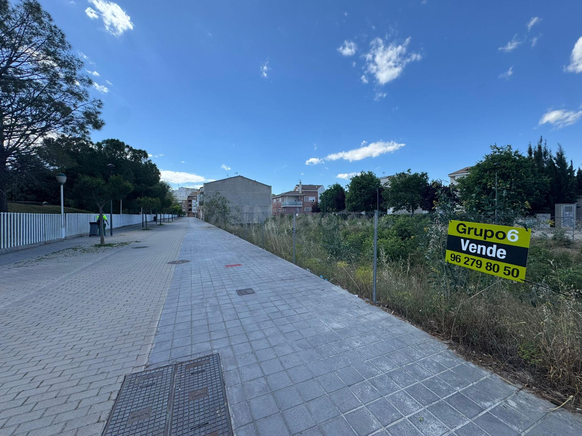 PARCELAS LISTAS PARA CONSTRUIR JUNTO AL PARQUE DE LA BOMBILL - foto 5