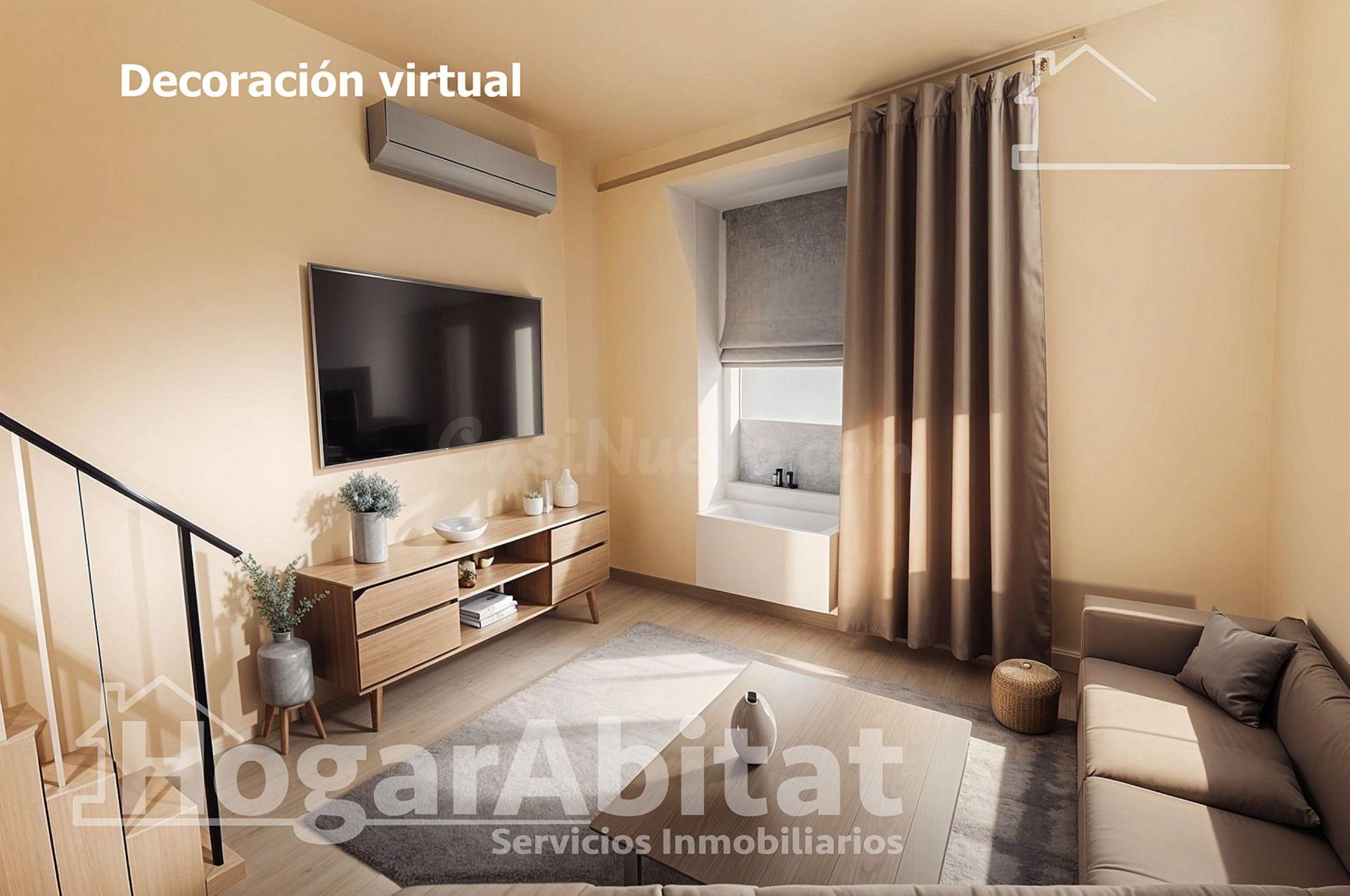 AMPLIA CASA ESQUINERA PARA REFORMAR CON TERRAZA Y BALCÓN