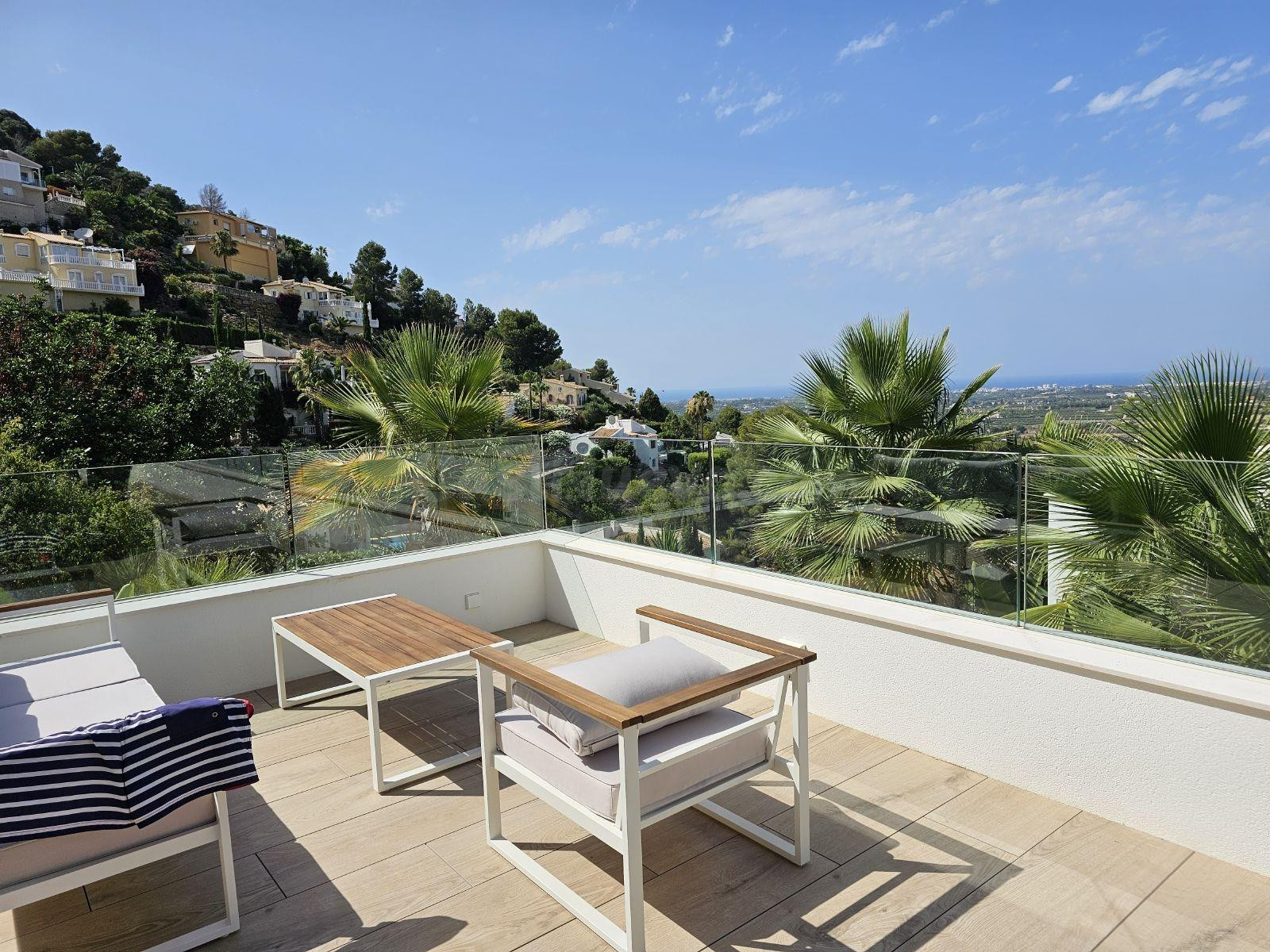 Apartamento en alquiler de temporada con espectaculares vist