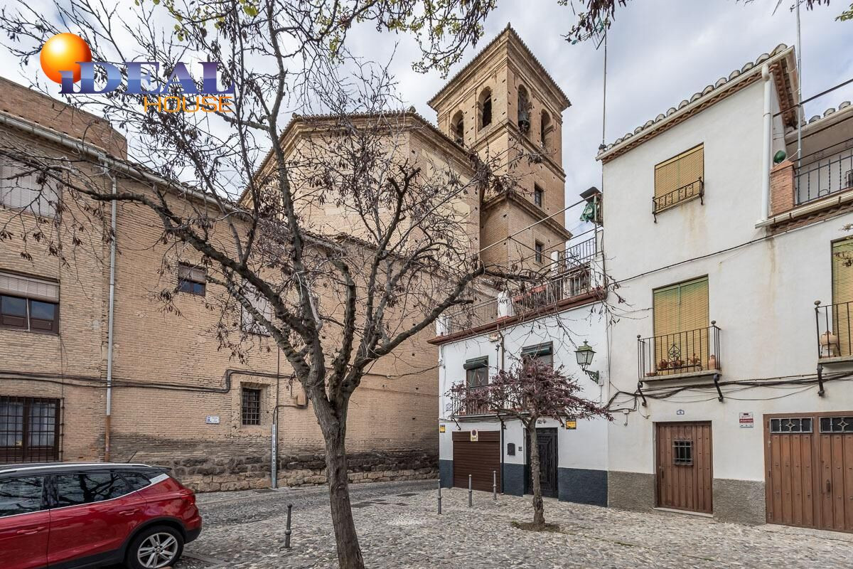 Casa singular en barrio histórico del Albayzín