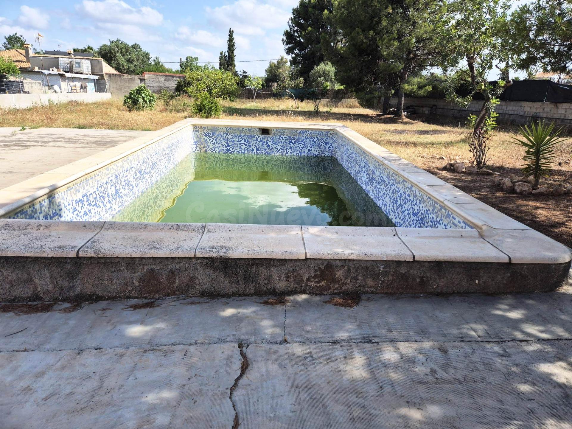 CASETA CERCA DE LA POBLACION CON LUZ Y AGUA - foto 3