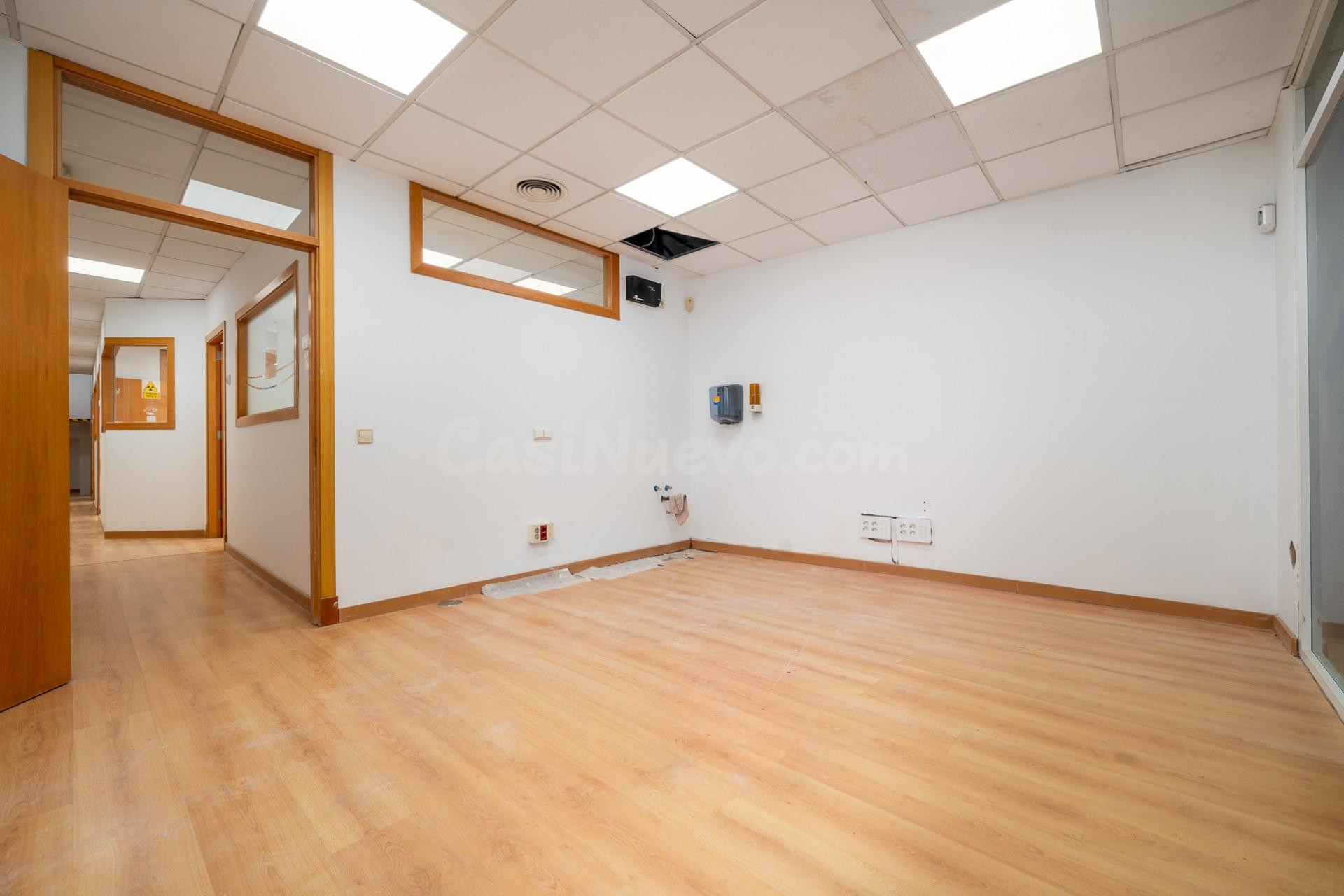 GRAN LOCAL COMERCIAL DE 277 m2 EN ZONA LAS AVENIDAS – PALMA - foto 2