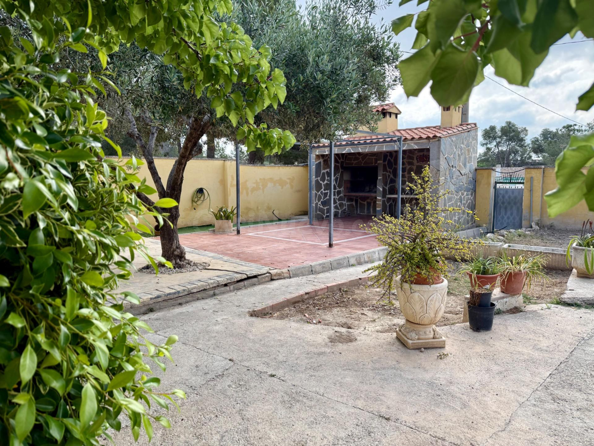 CHALET EN URB. LES MALLAES CON PISCINA - foto 5