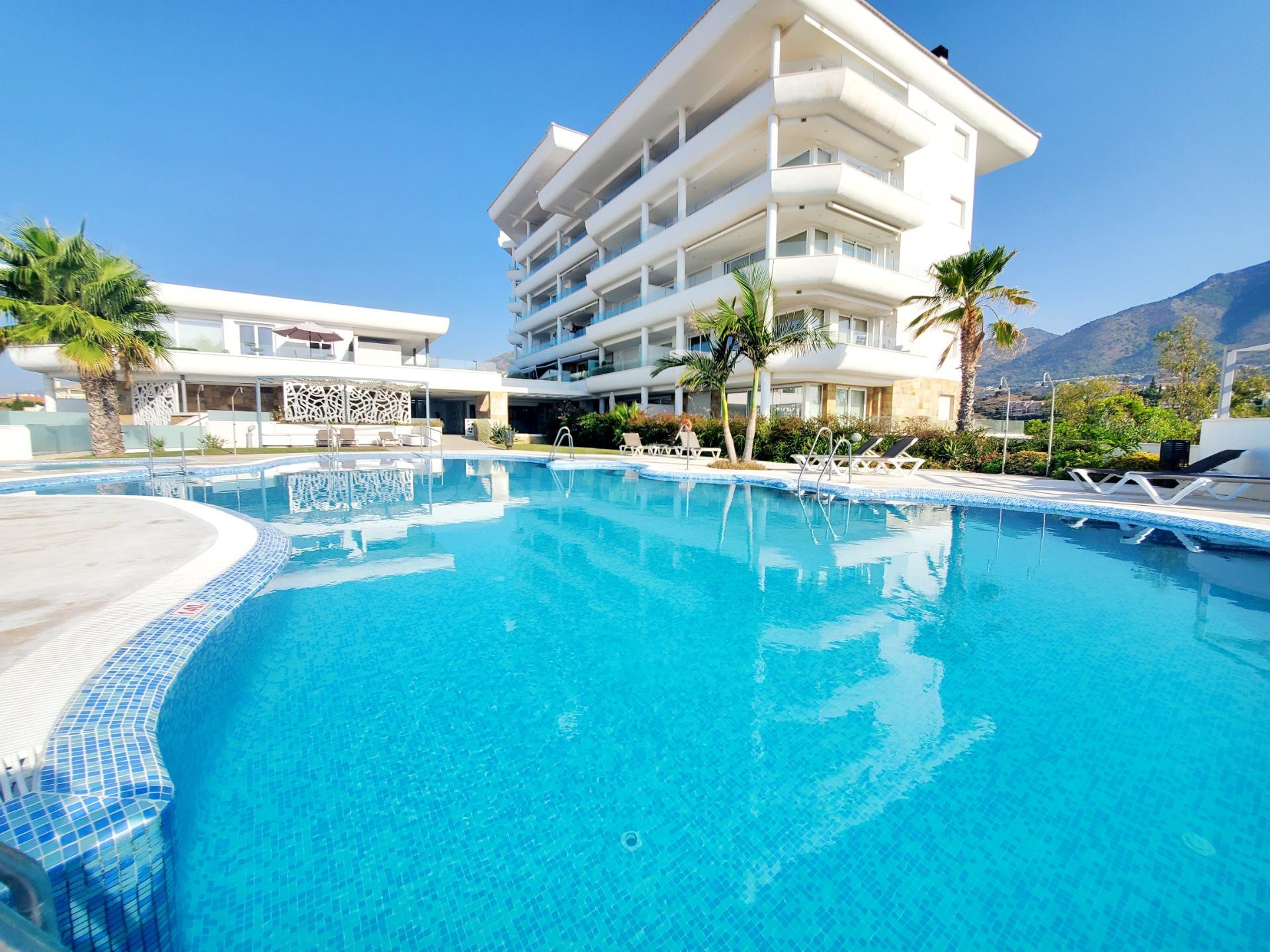 Piso de Lujo a la venta en Torreblanca del Sol Fuengirola