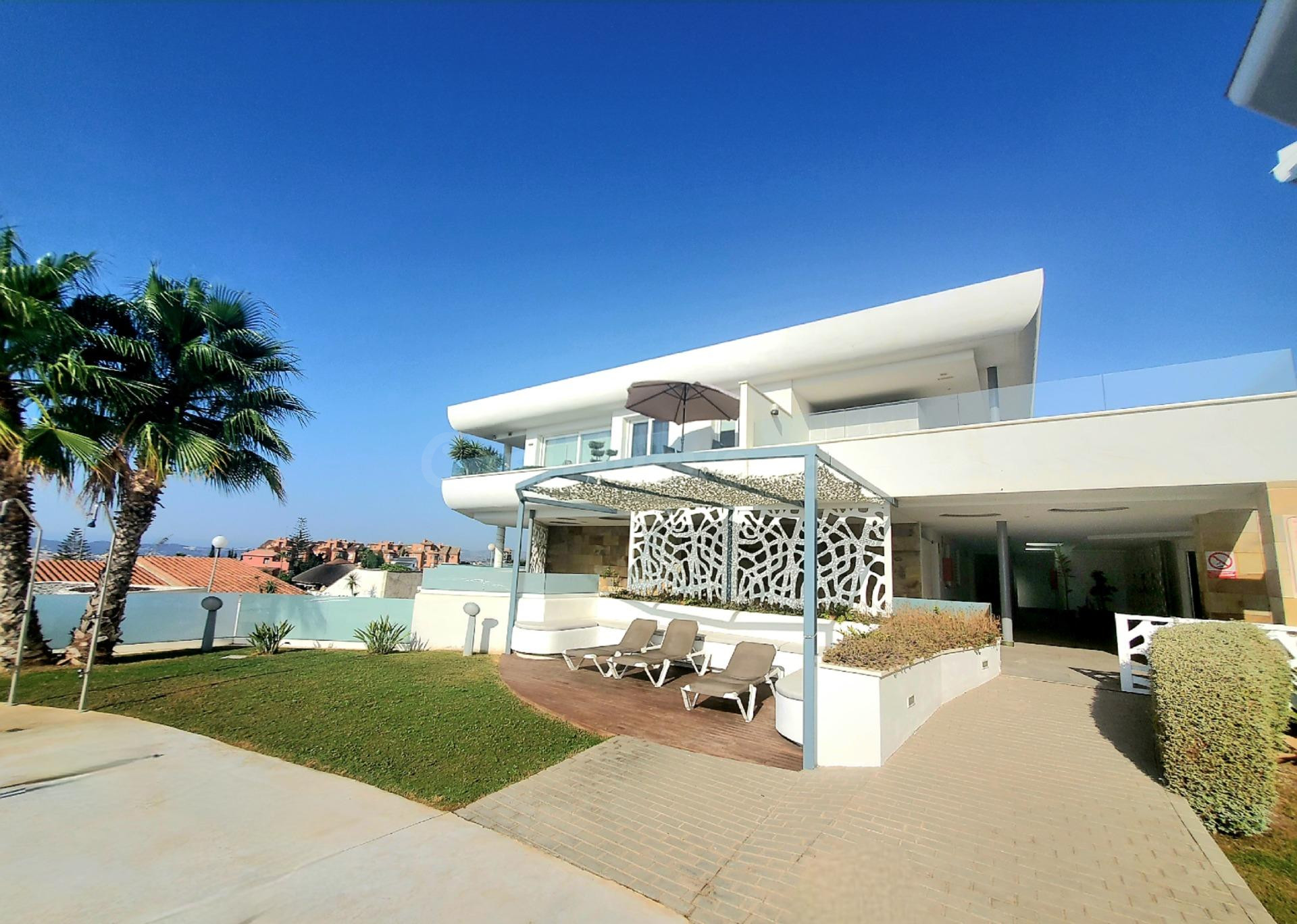 Piso de Lujo a la venta en Torreblanca del Sol Fuengirola - foto 3