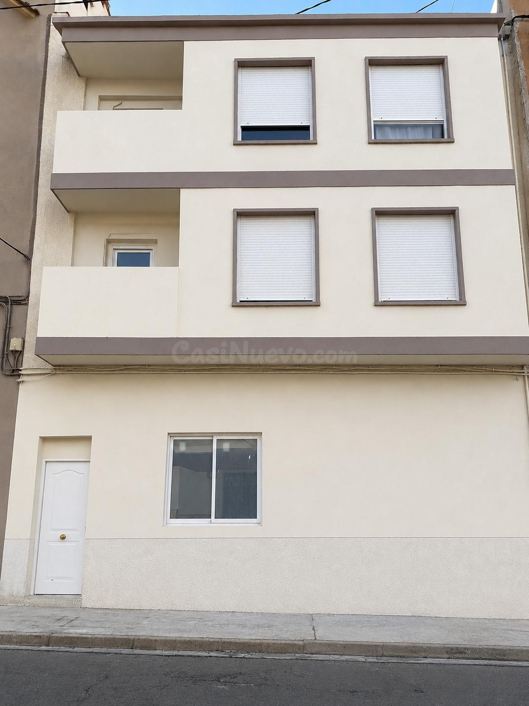 EDIFICIO CON MUY BUENA RENTABILIDAD EN PLENO CENTRO DE BENAG