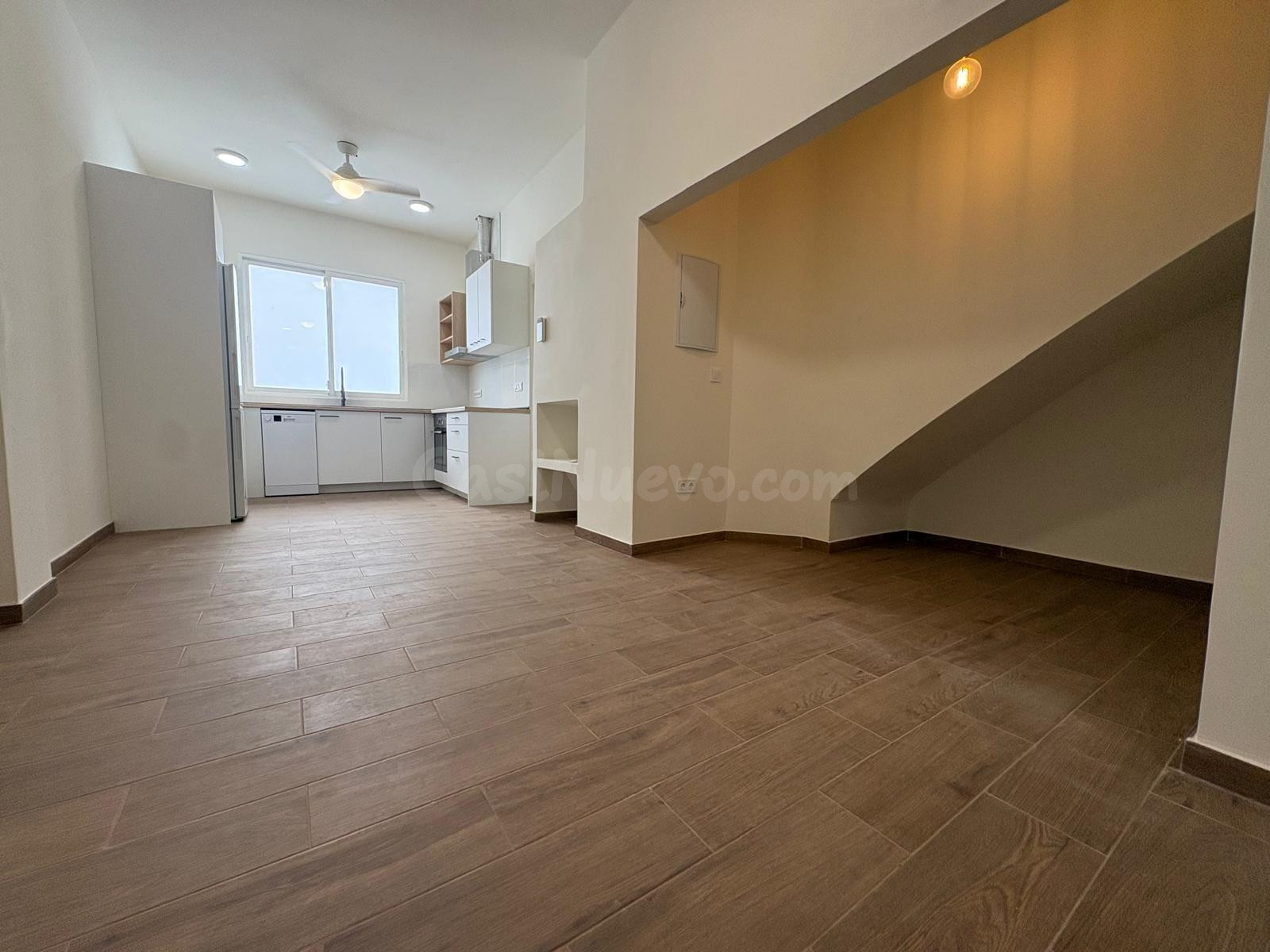 EDIFICIO CON MUY BUENA RENTABILIDAD EN PLENO CENTRO DE BENAG - foto 2