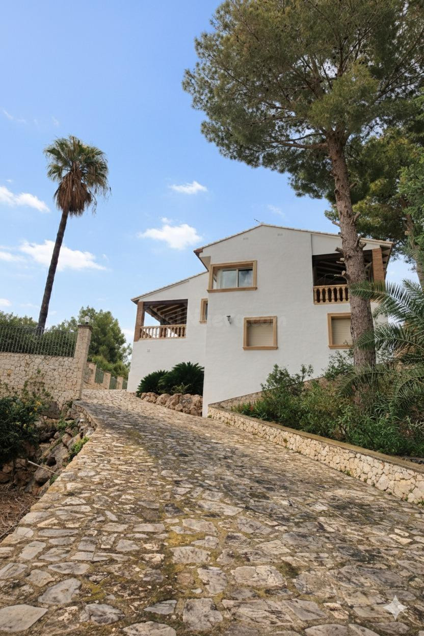 Chalet en venta en la Sella con espectaculares vistas - foto 3