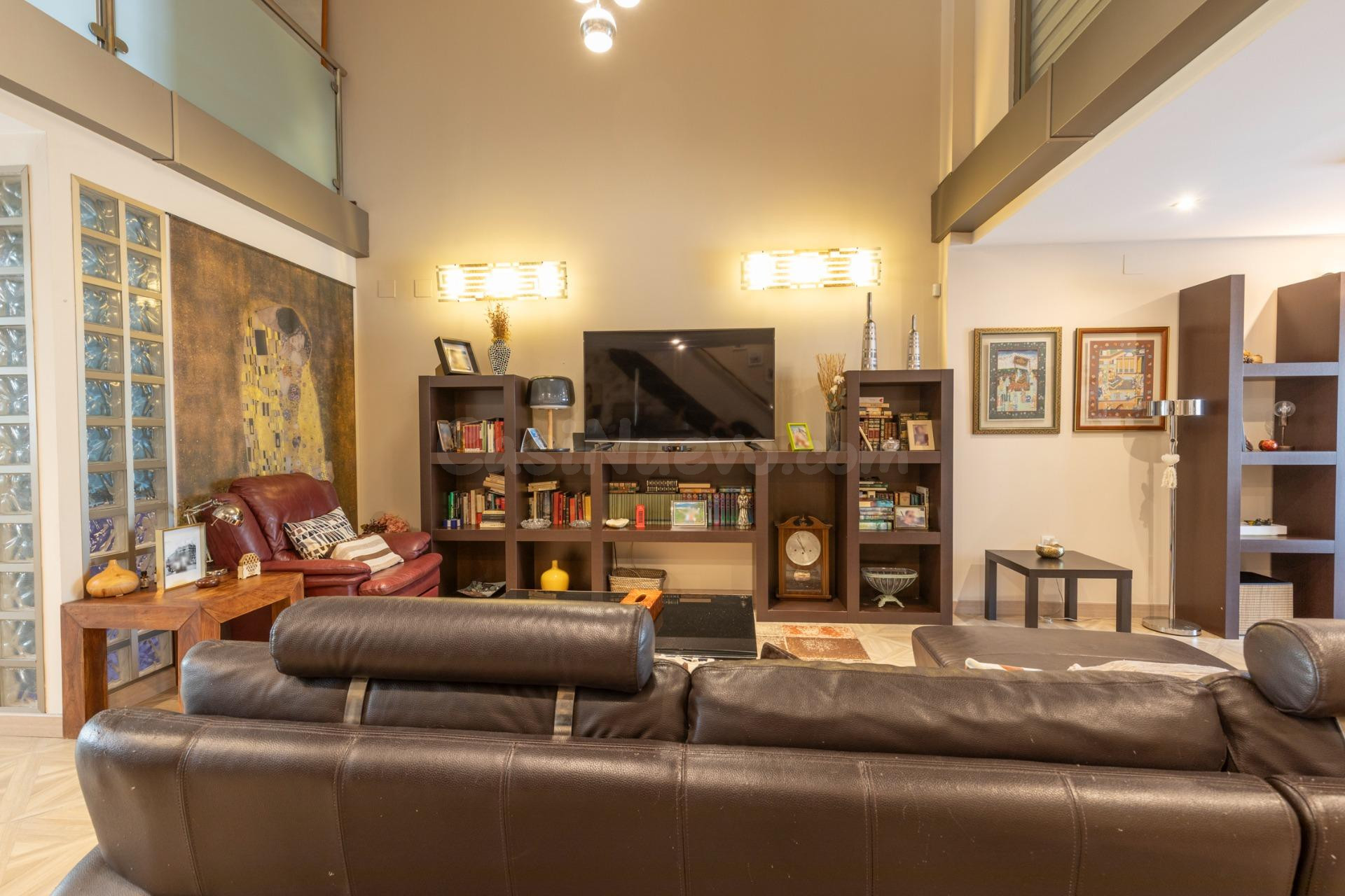 Exclusivo dúplex tipo loft de 225 m2 con apartamento indepen - foto 4