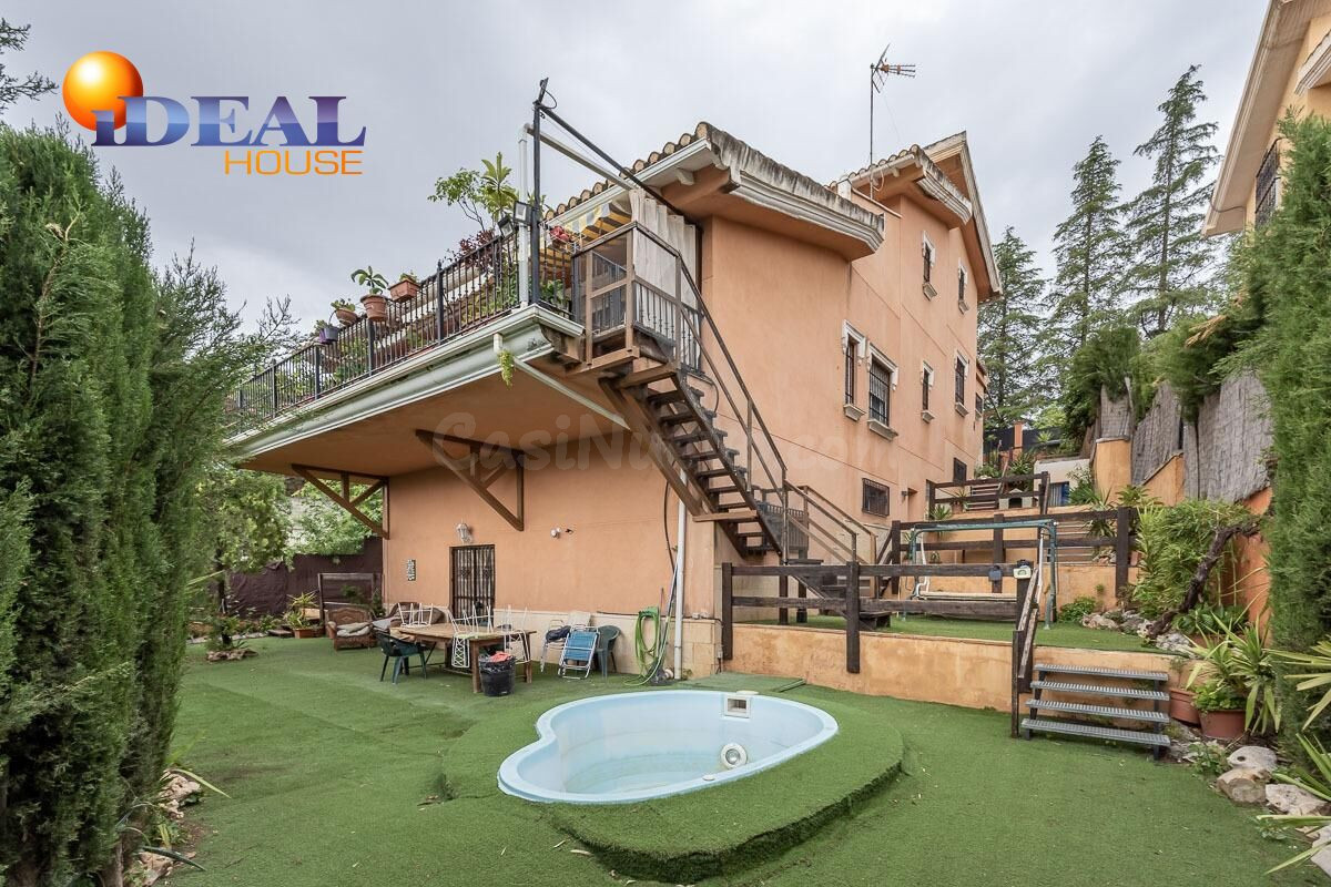 Espectacular Casa de Lujo en Urbanización Los Cerezos