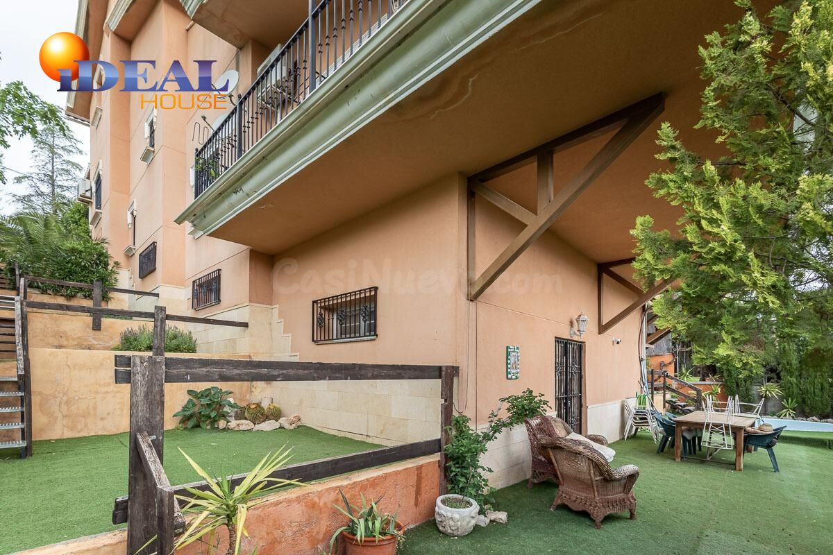 Espectacular Casa de Lujo en Urbanización Los Cerezos - foto 4