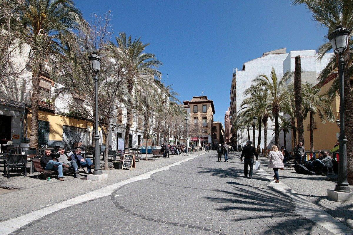 JUNTO CATEDRAL - foto 3