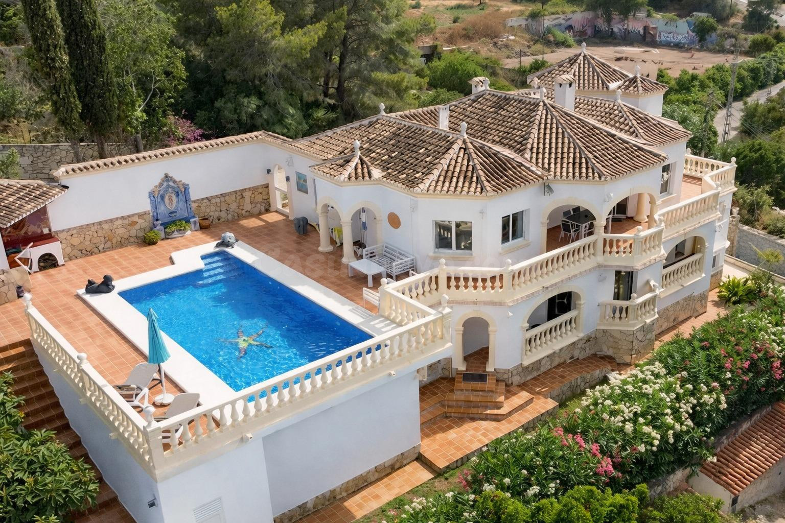Espectacular chalet con vistas privilegiadas al mar y al Mon - foto 3