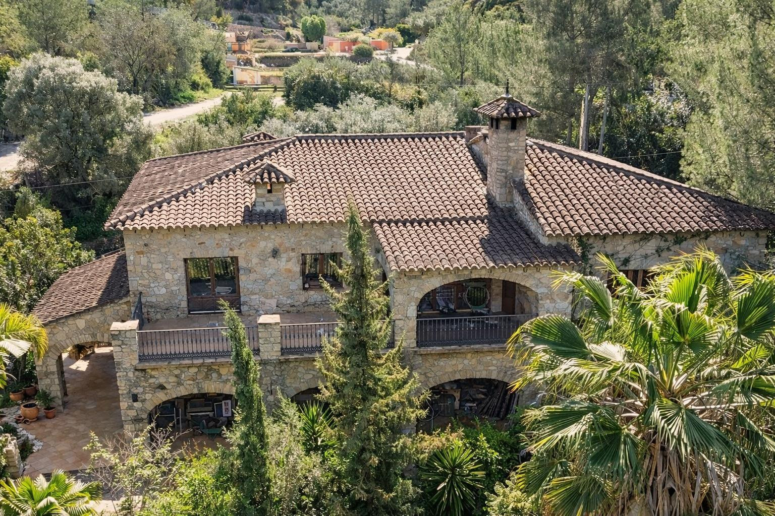 Rancho mediterráneo con potencial para hotel rural y restaur - foto 3
