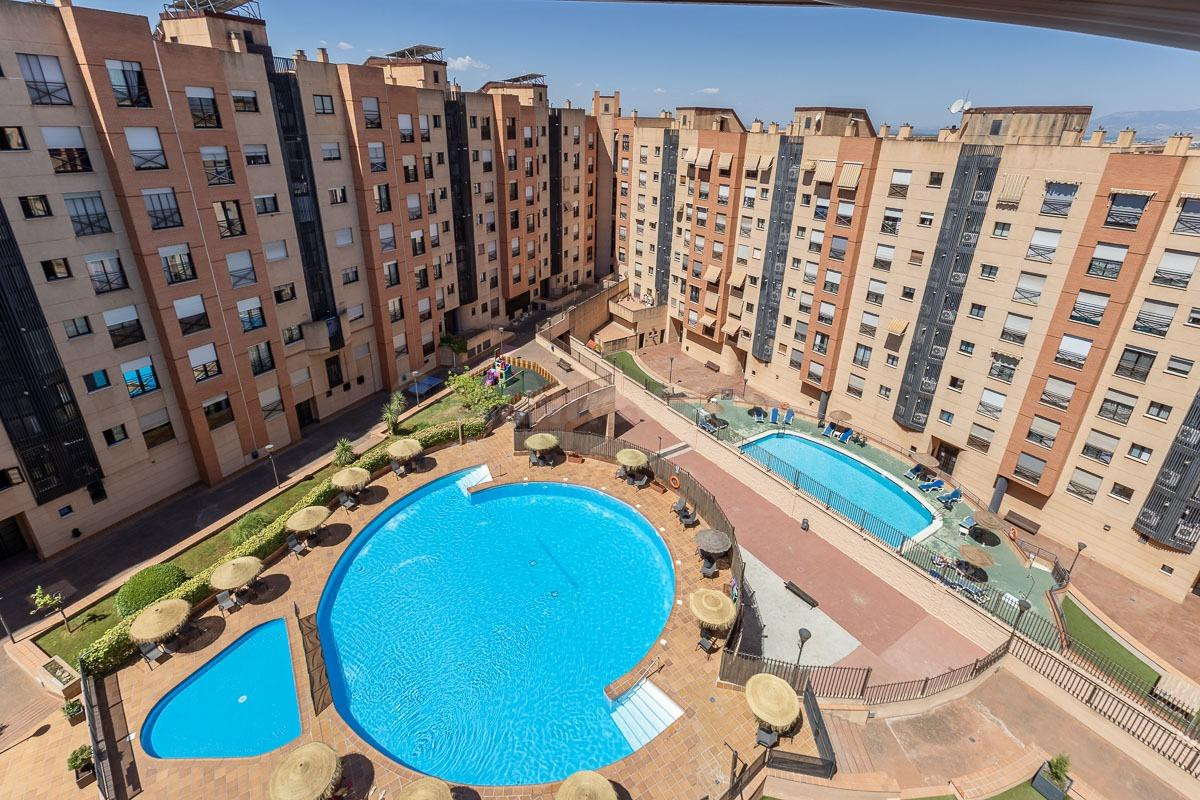 FANTASTICO PISO EN ROTONDA EUROPA - foto 3