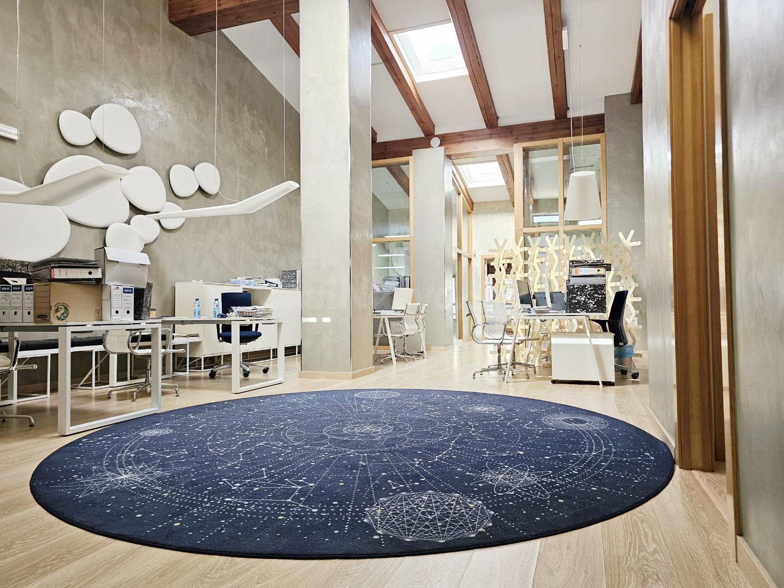 Ático acondicionado como oficina con potencial para vivienda - foto 3