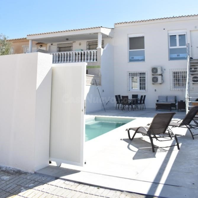 Nuevo-Fantástico bungalow con piscina privada y  3 dormitori