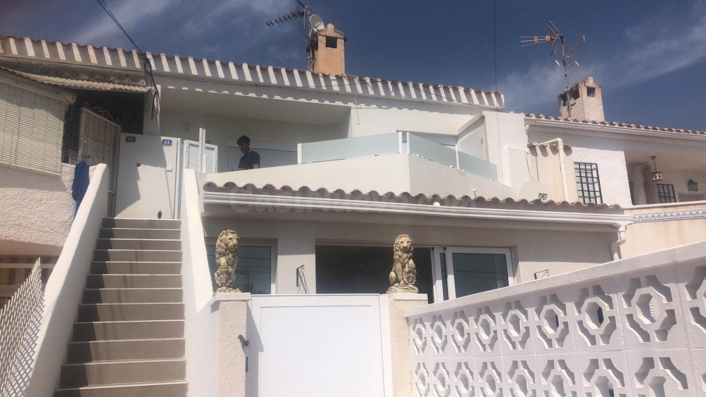 Nuevo-Fantástico bungalow con piscina privada y  3 dormitori - foto 3