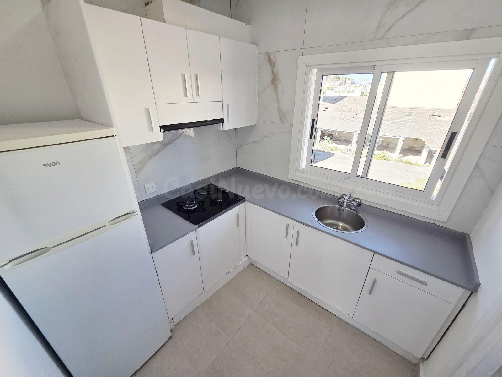 Vivienda reformada con encanto en pleno casco urbano - foto 5