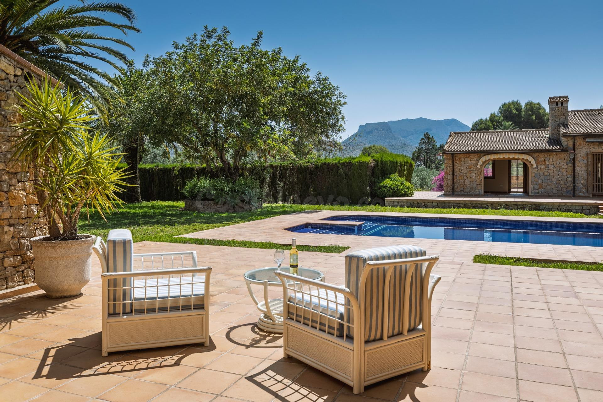 Exclusiva finca señorial con arquitectura mallorquina tradic - foto 4