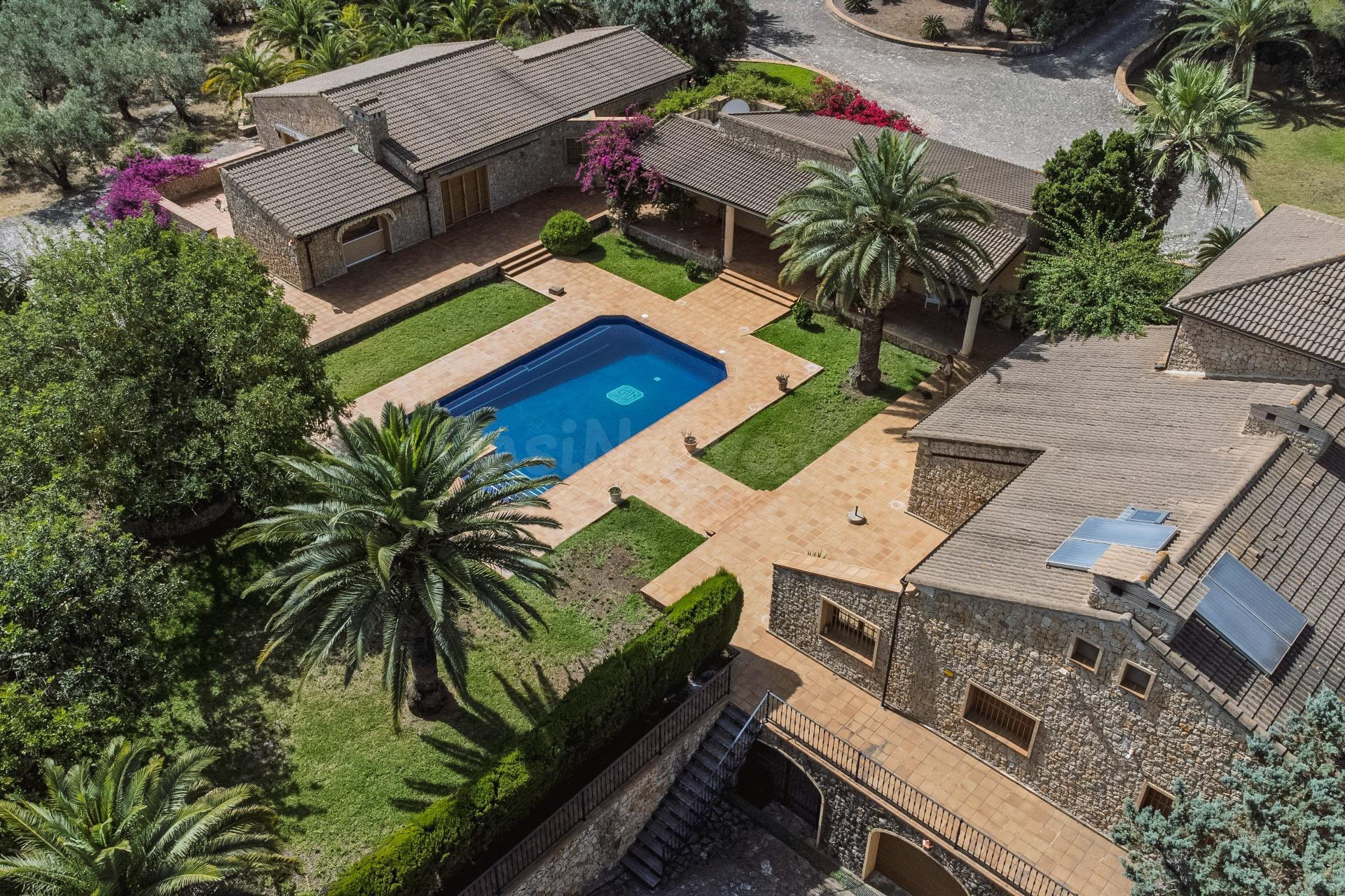 Exclusiva finca señorial con arquitectura mallorquina tradic - foto 5