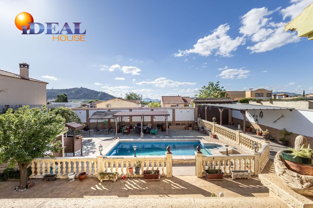 Chalet en Albolote. - foto 3