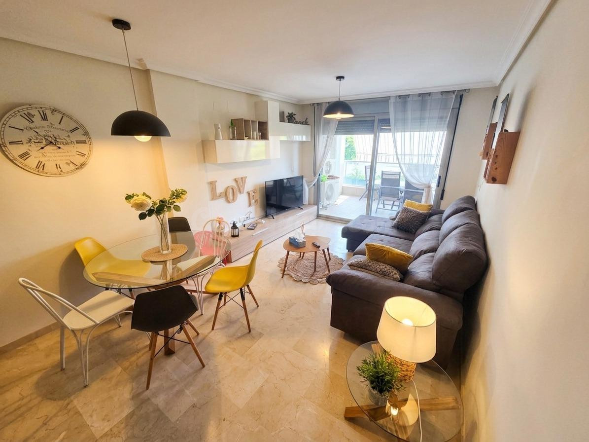 Fantástico apartamento en Las Marinas a tan solo 250 metros 