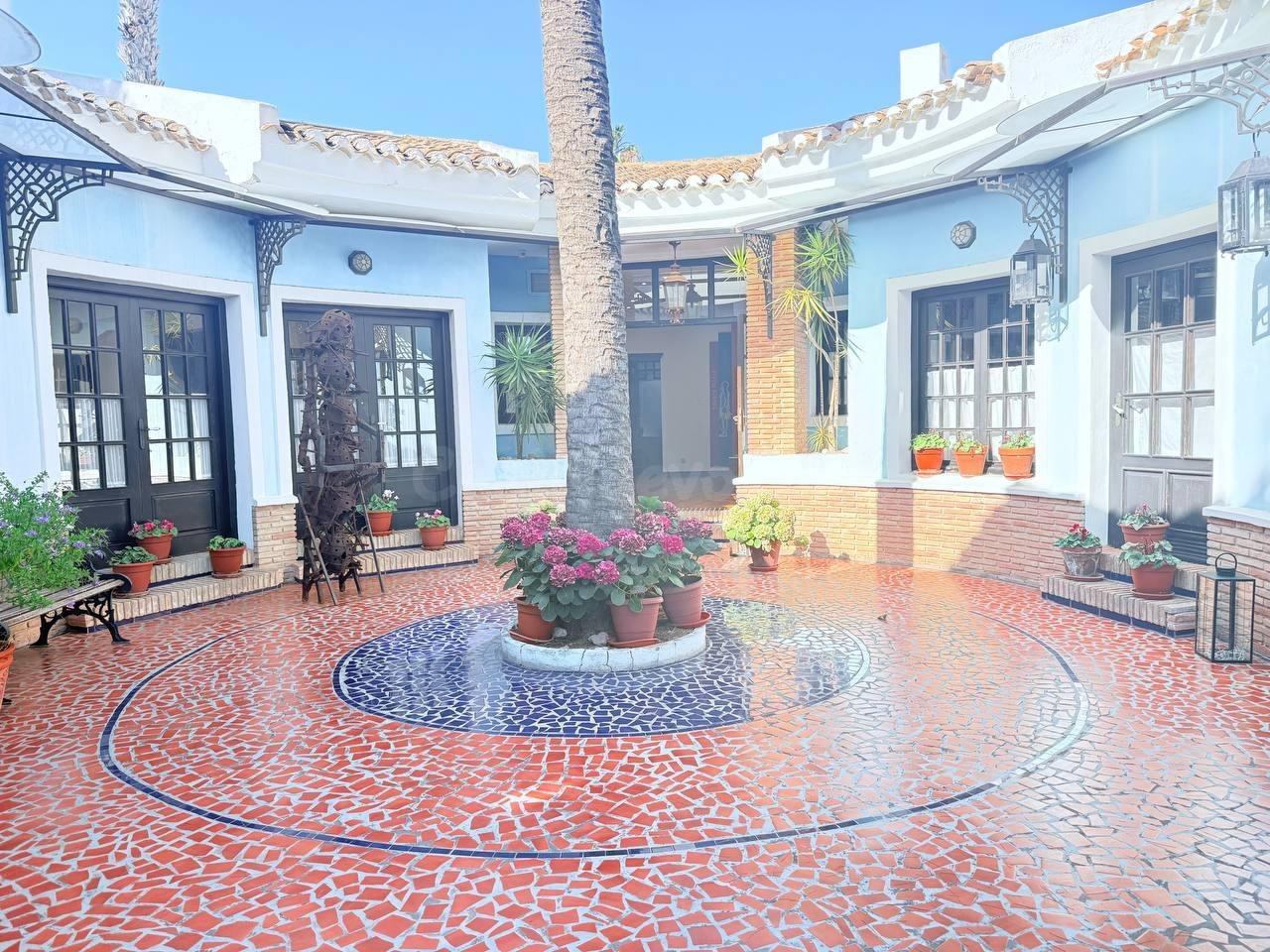 Casa - Galeria con jardin en Campoamor - foto 5