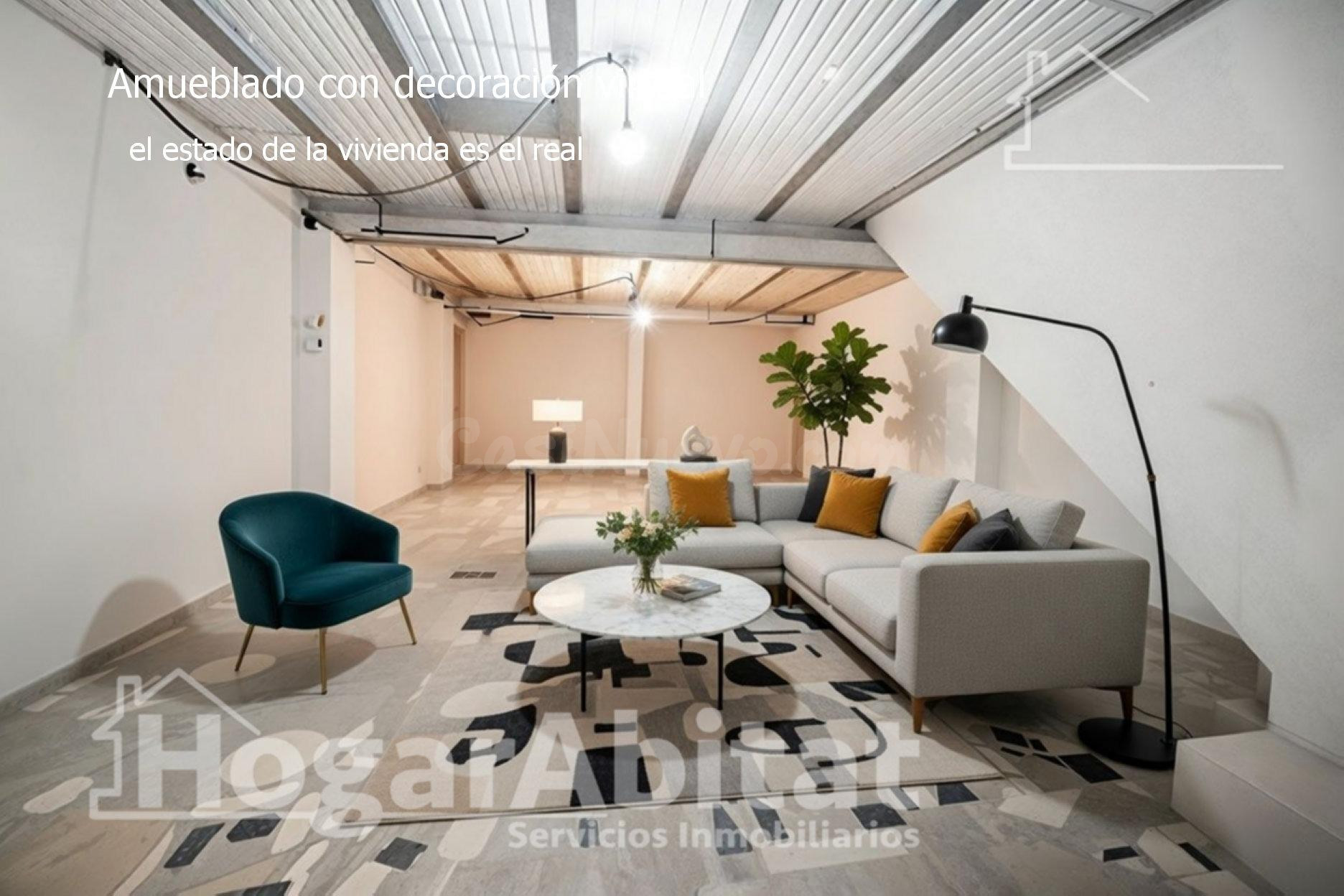 ESPACIOSA CASA CON TERRAZA Y GARAJE PARA CREAR EL HOGAR DE T - foto 3