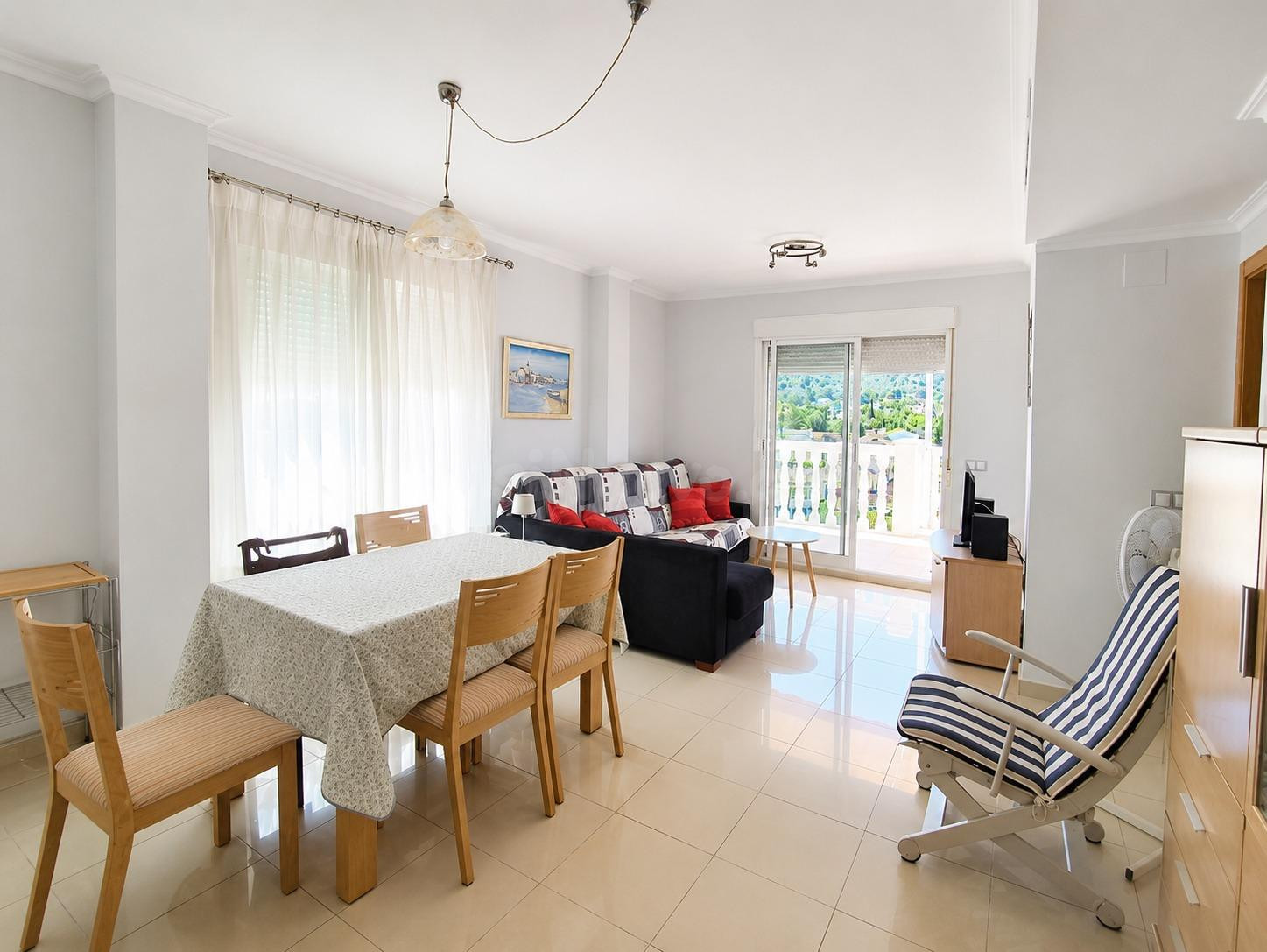 Ático de 3 dormitorios con espectacular terraza en Dénia - foto 3