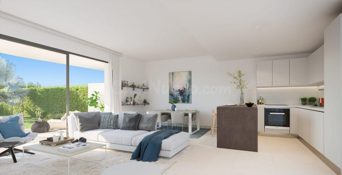 Apartamento planta baja de 3 dormitorios,  2 baños, Terraza  - foto 3