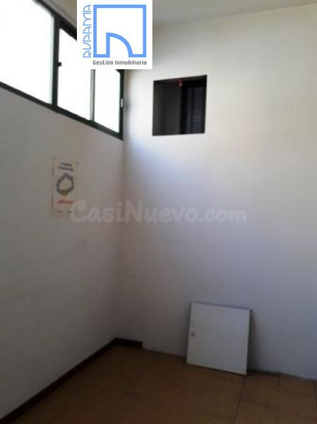 Local en Iturrama - foto 4