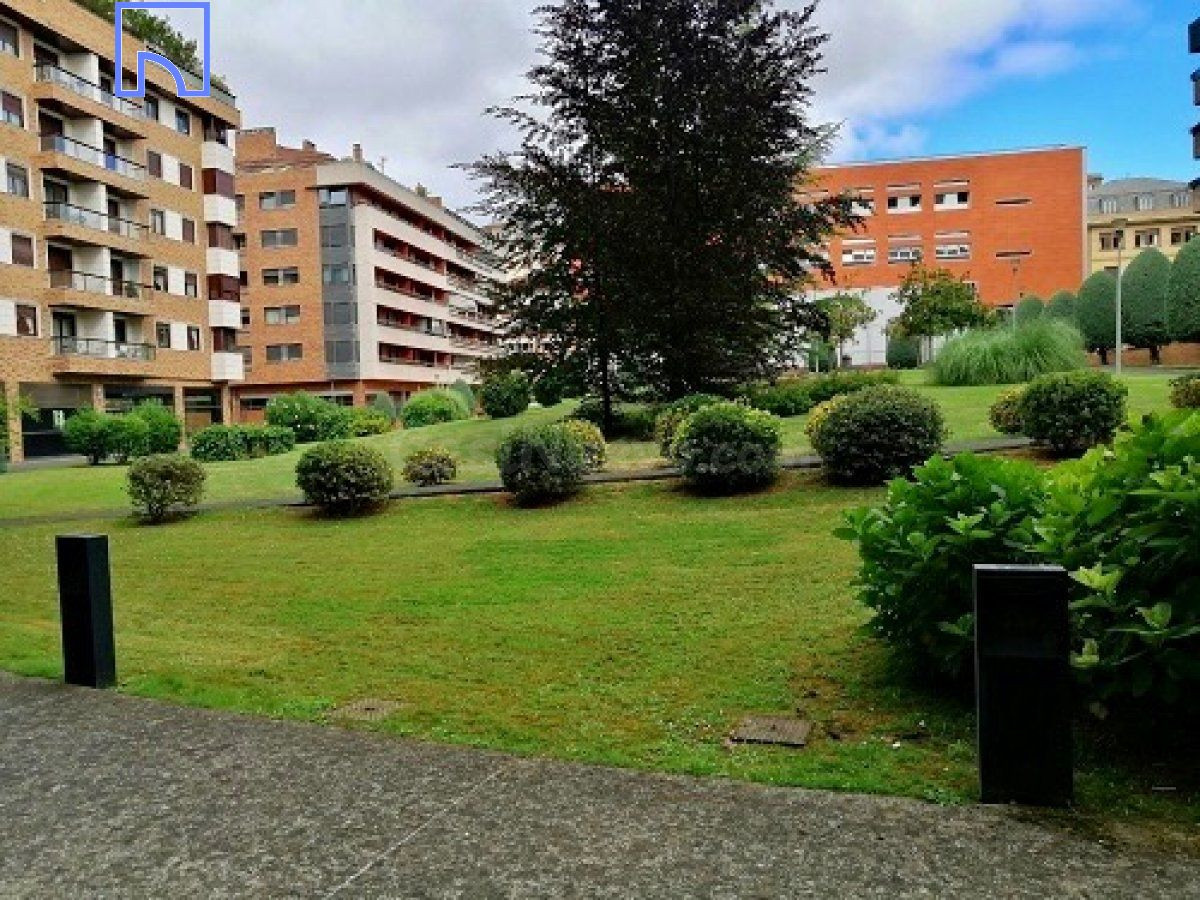 Local comercial 320m² en venta - Milagrosa