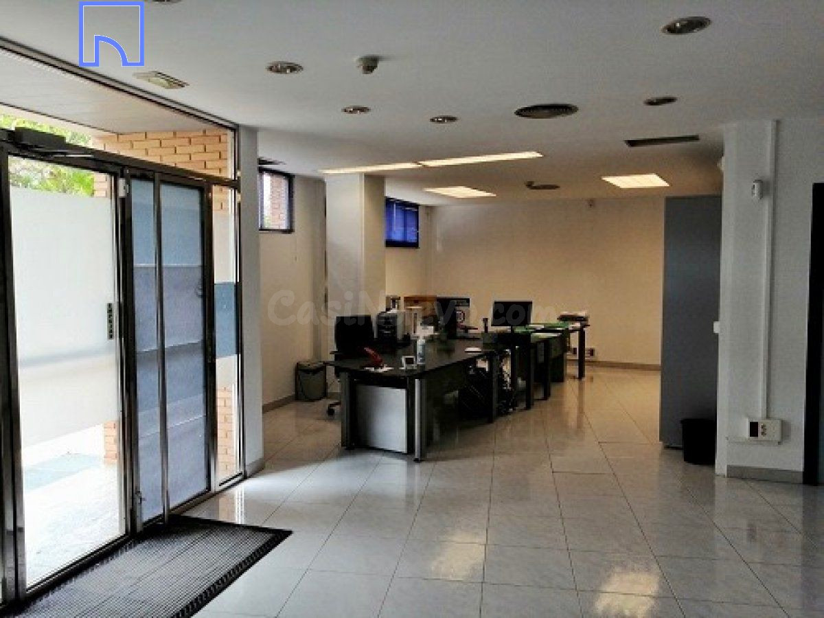 Local comercial 320m² en venta - Milagrosa - foto 3