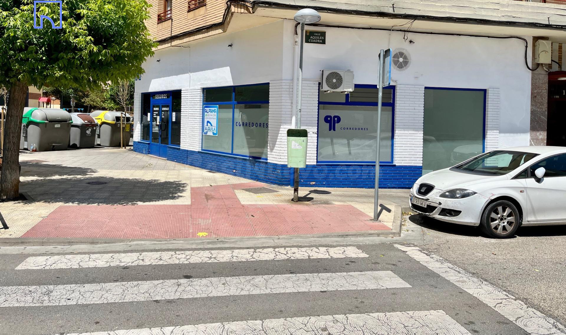 Local Comercial en Avda Santa Ana: 550€