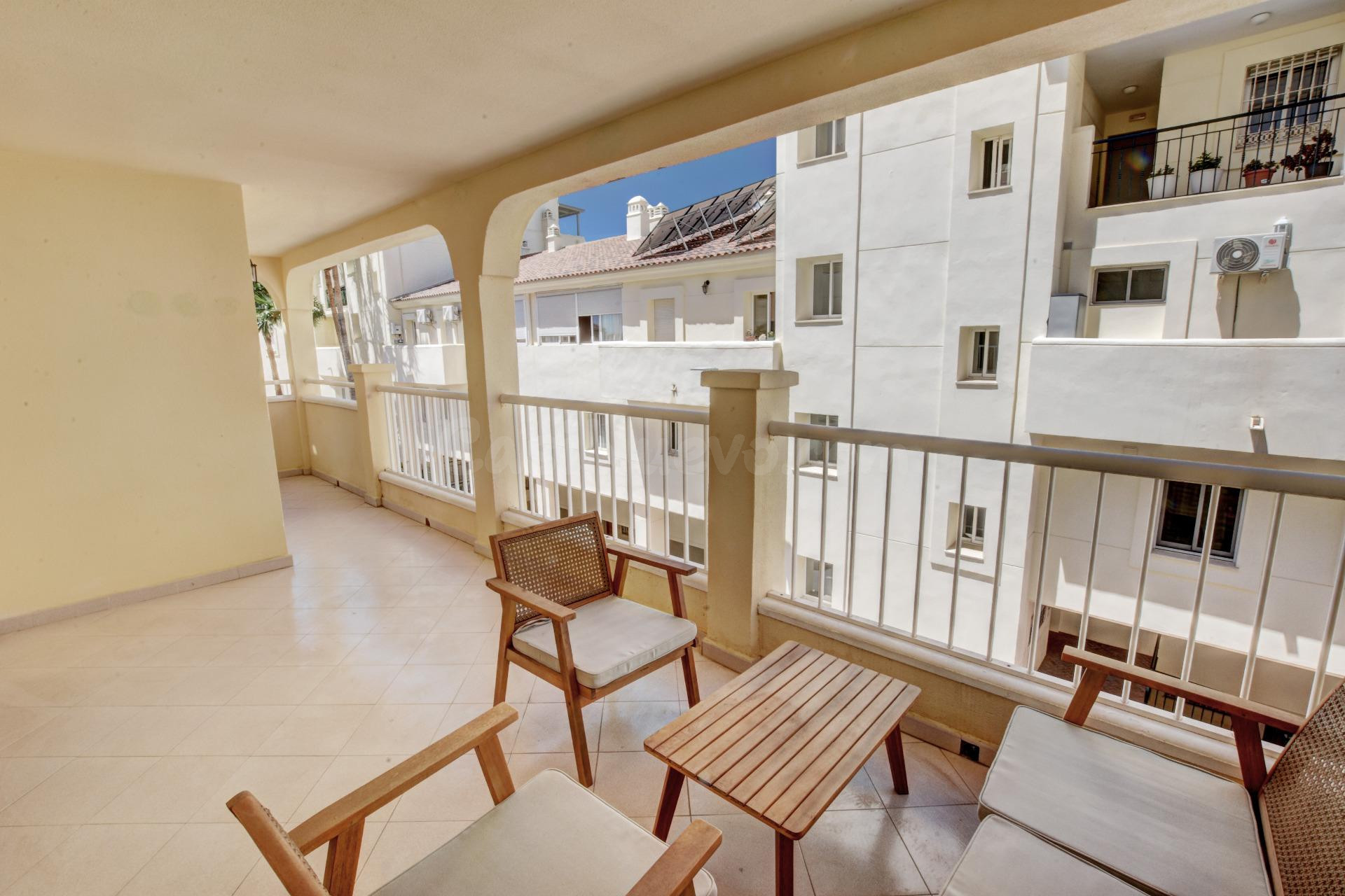 Piso 2 habitaciones 75m² en venta - Torrequebrada - foto 2